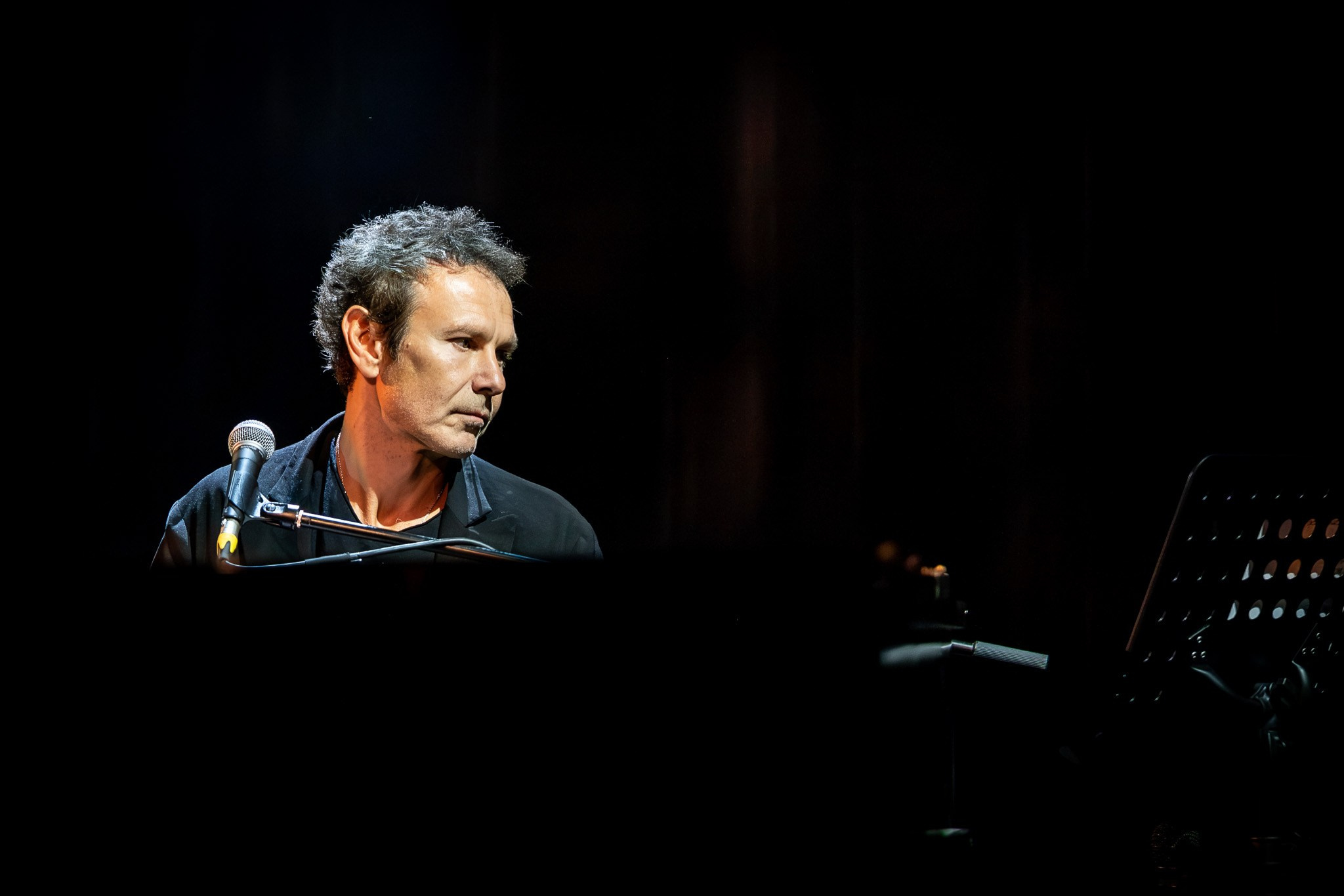 SLAVA VAKARCHUK / LOS ANGELES / 2025. Reportage concert portrait photography in the San Francisco Bay Area