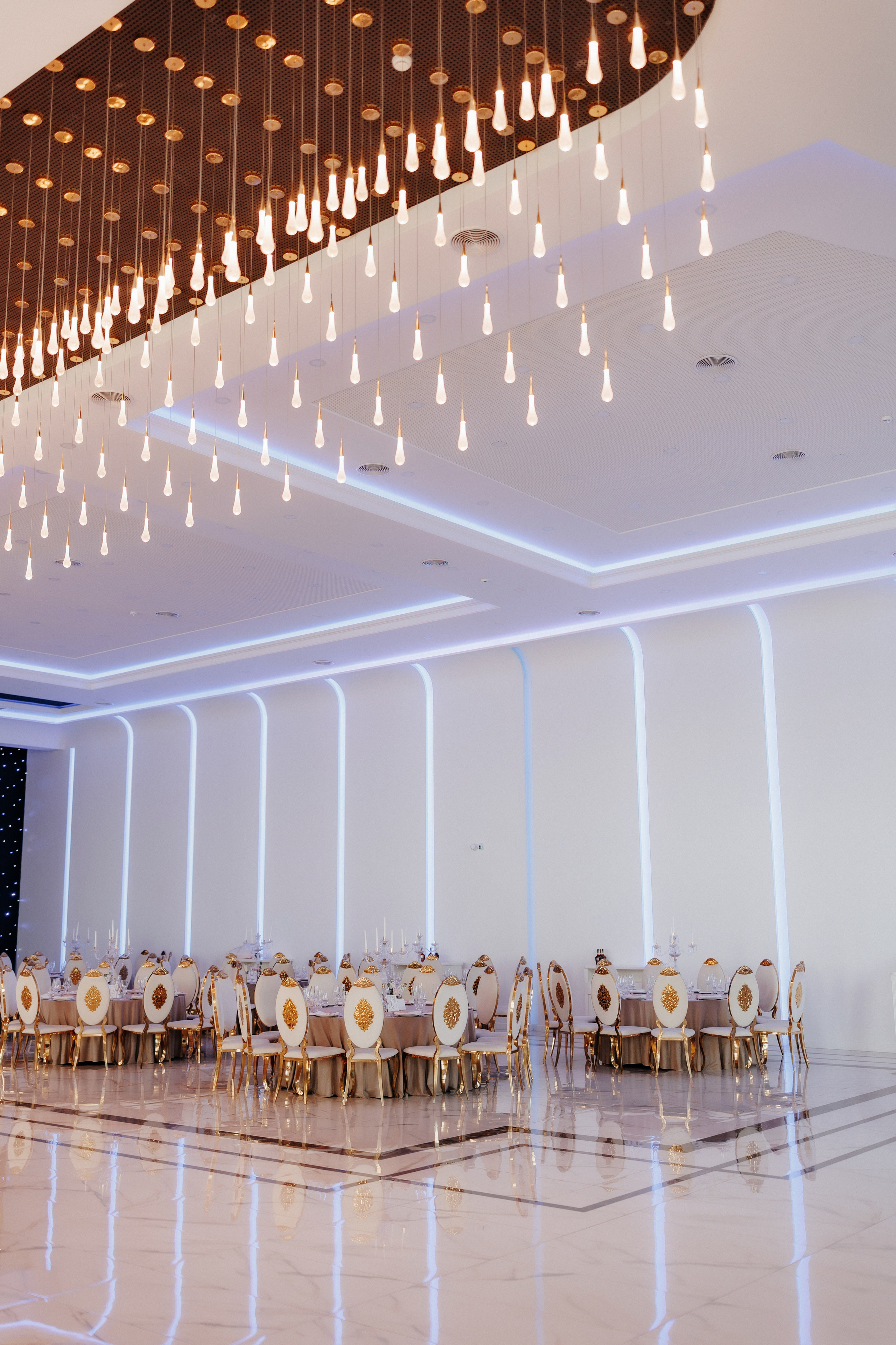 Alături de tine sunt o stea. Servicii Foto Video în Chișinău și Europa ID-Brothers