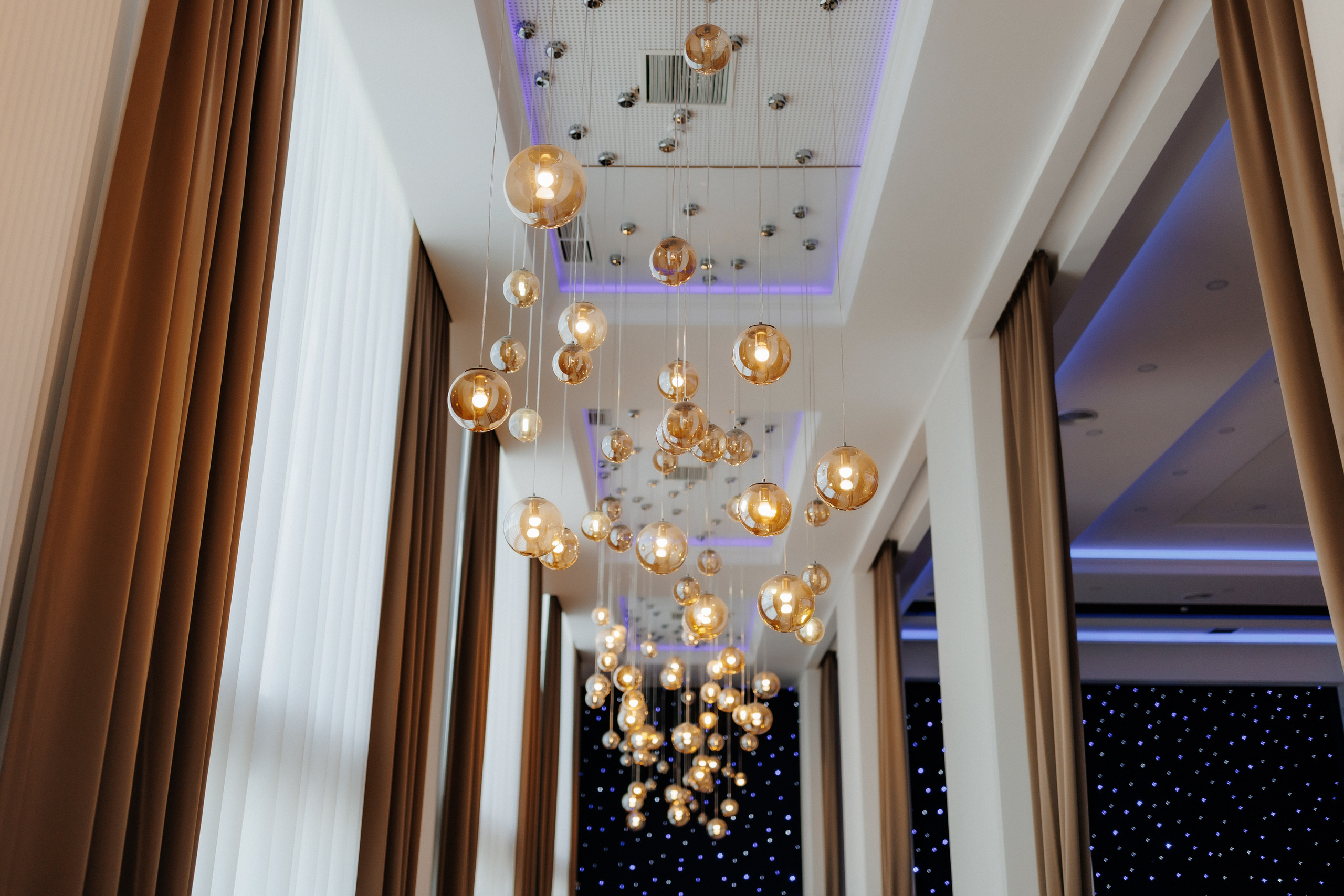 Alături de tine sunt o stea. Servicii Foto Video în Chișinău și Europa ID-Brothers