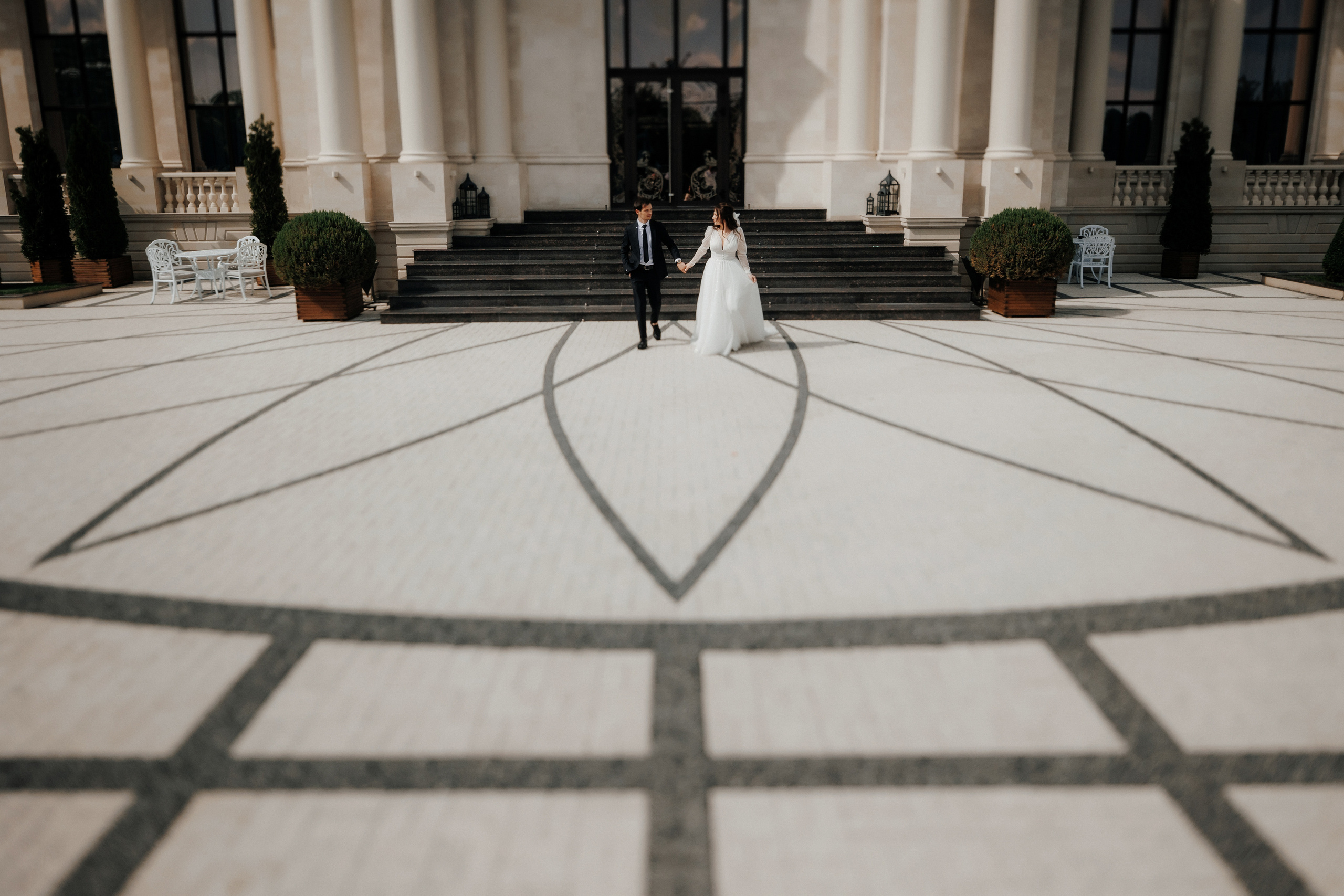 2 4ever. Servicii Foto Video în Chișinău și Europa ID-Brothers