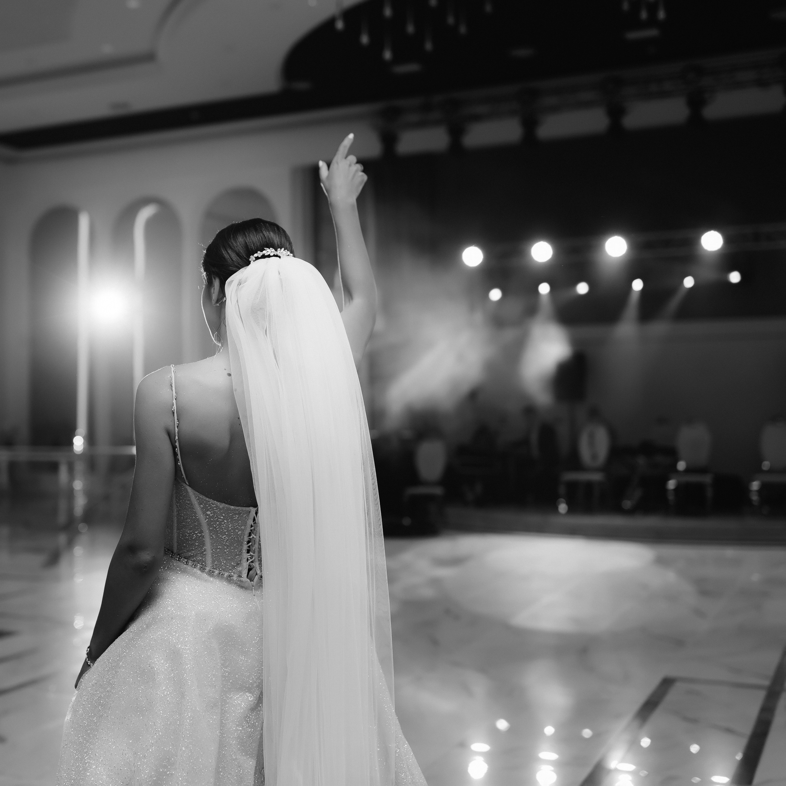 Alături de tine sunt o stea. Servicii Foto Video în Chișinău și Europa ID-Brothers