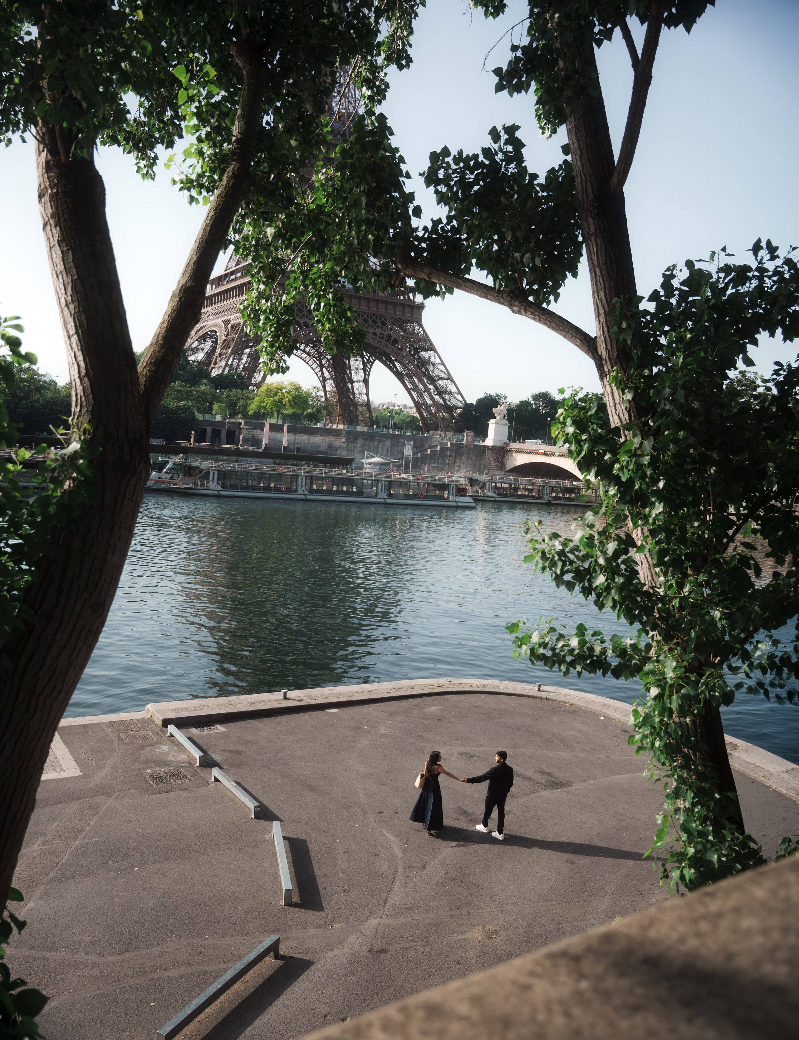 Spring Couple Photoshoot in Paris