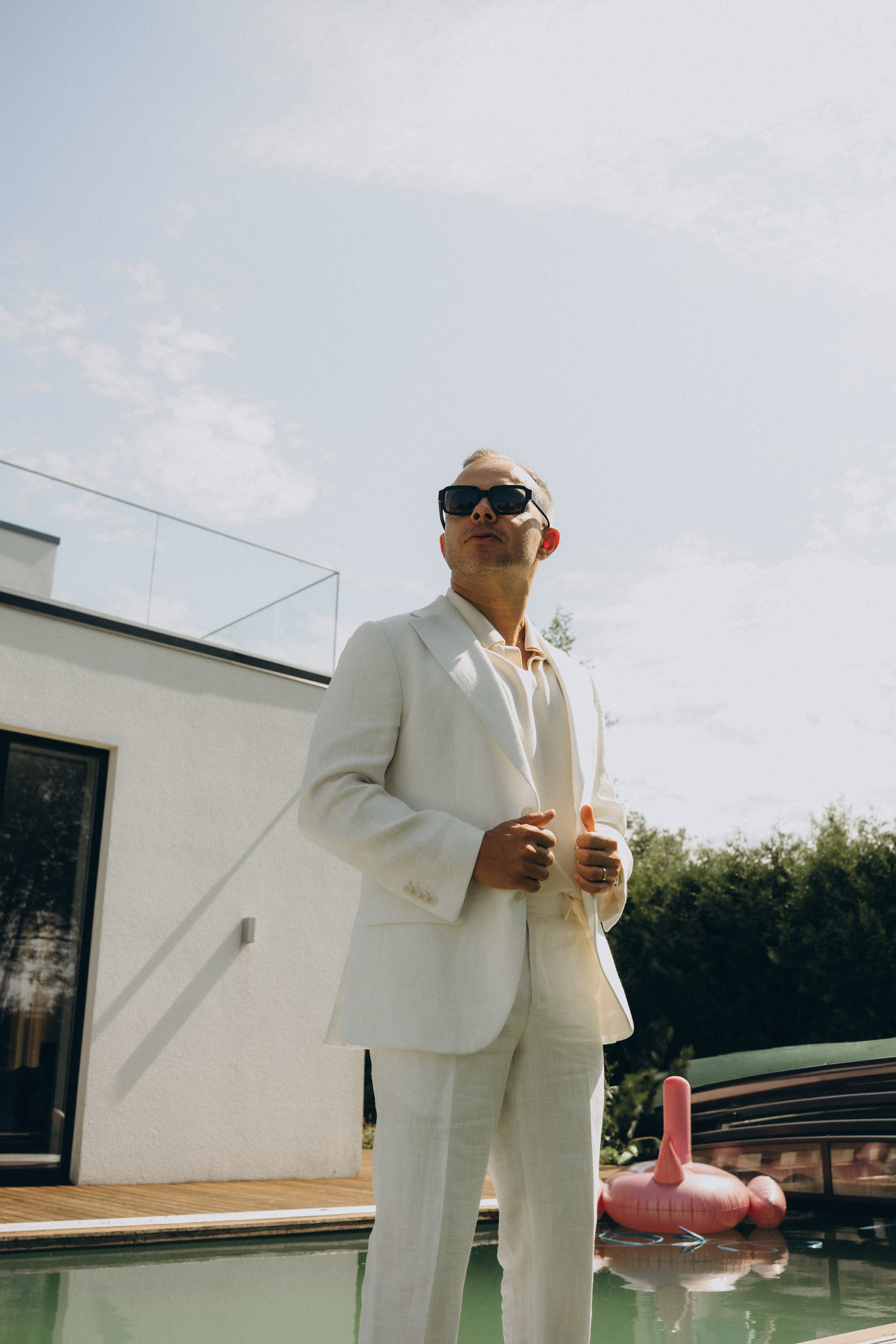 D&S. Victoria Olonen – Cinematic Portrait Artist | Helsinki & Europe