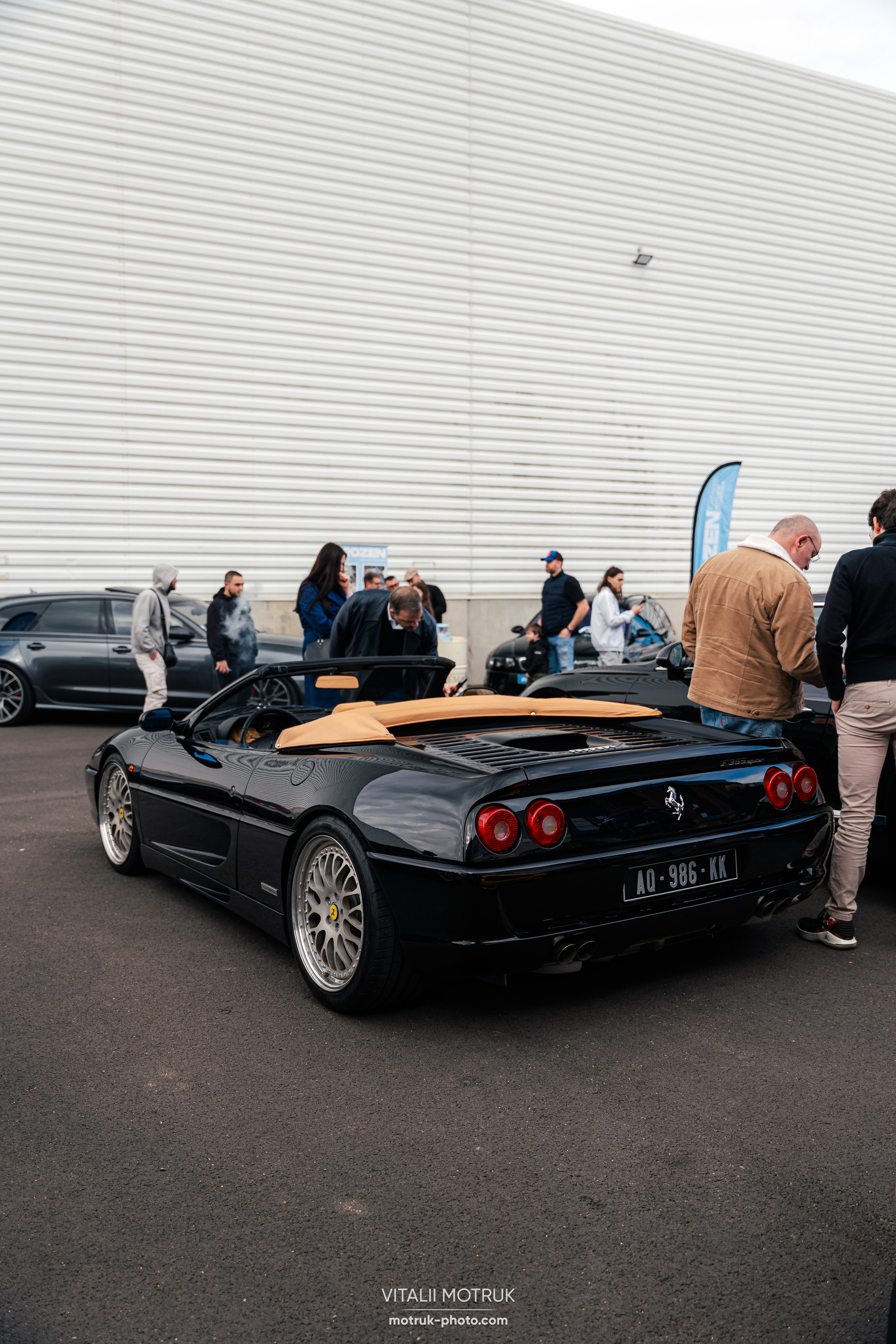 Cars and Coffee 9 mars — BEMA. Photographe de voitures à Paris — Vitalii Motruk