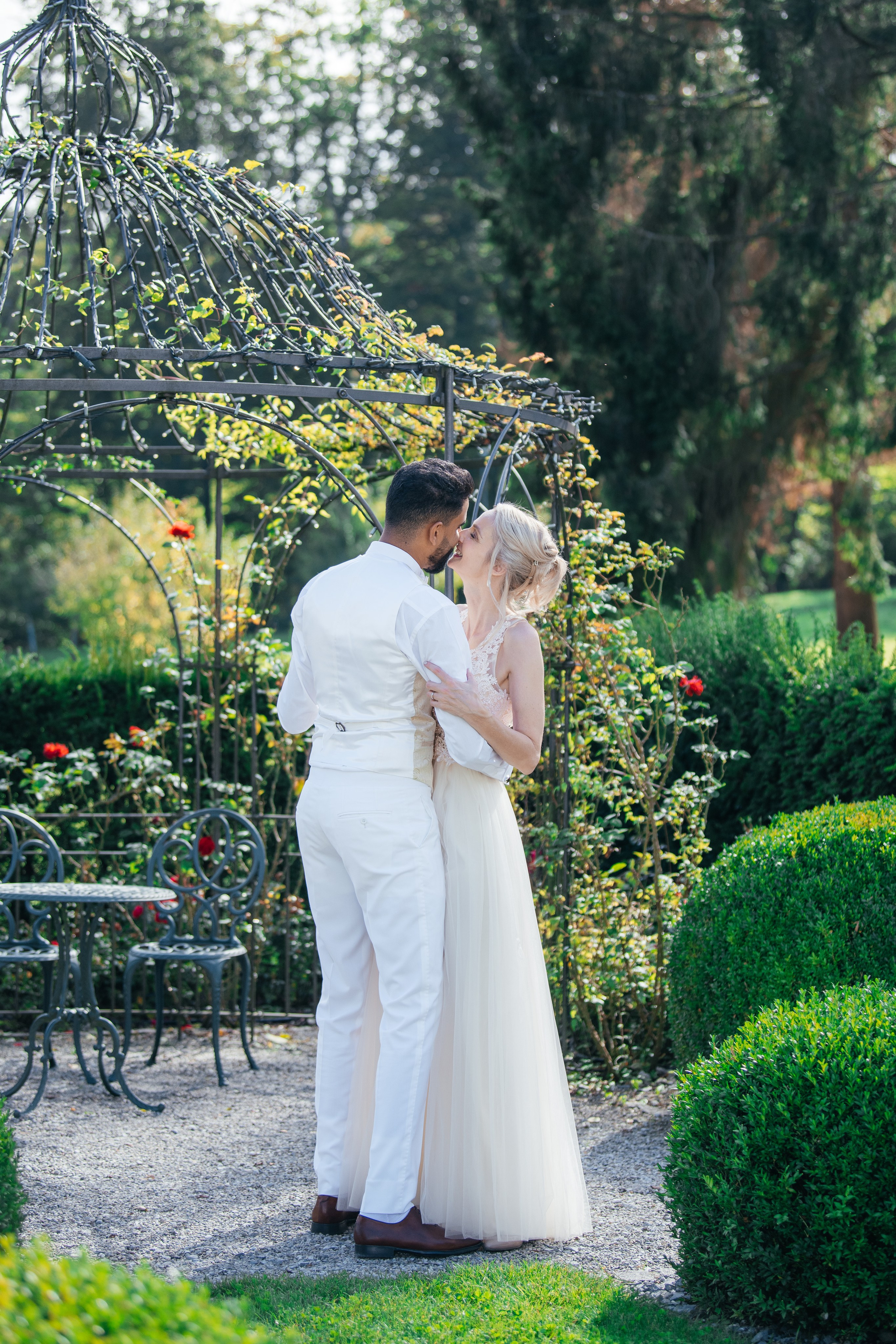 FLORENCE & JAMAL Dübendorf, Switzerland. I am Elena Altendorfer. Wedding photographer in Zurich and Switzerland