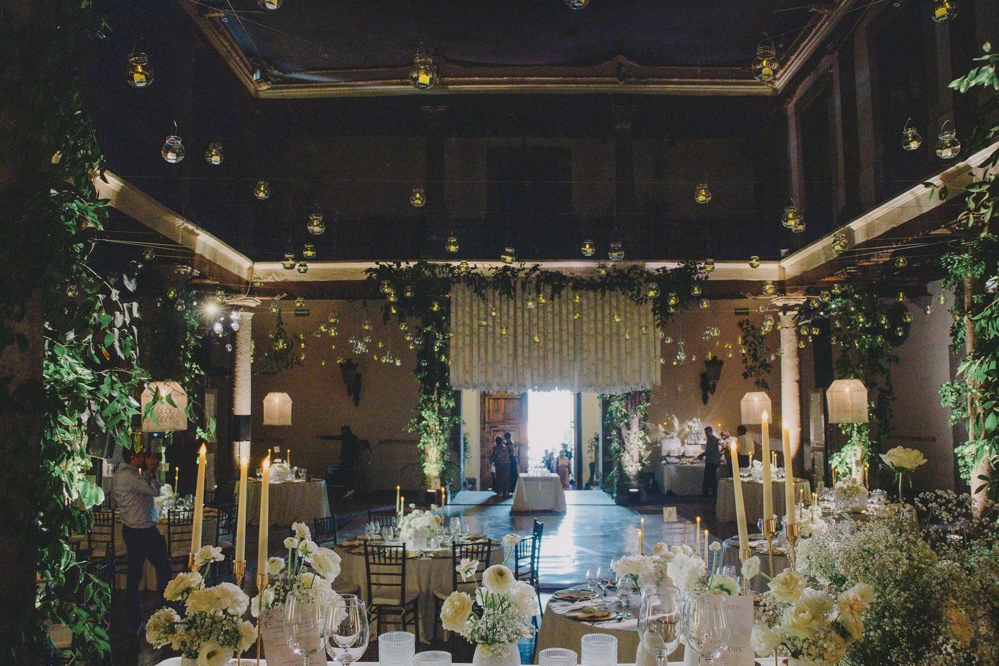 Isavira & Andrew. Wedding and family photographer in Mexico City