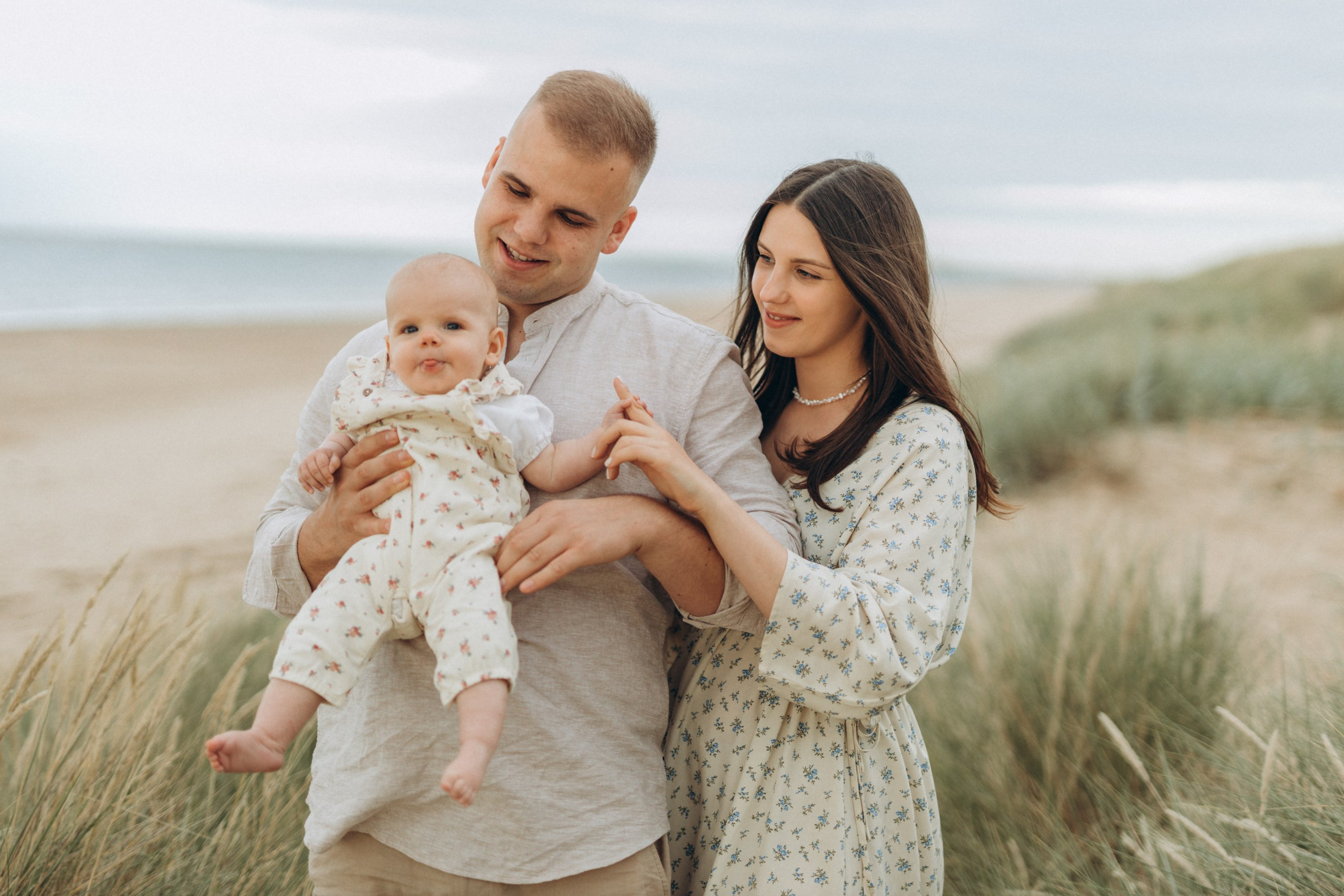 Olivia, Dana, Roland & Lola. AlinaLazurko.uk | Professional portrait photographer