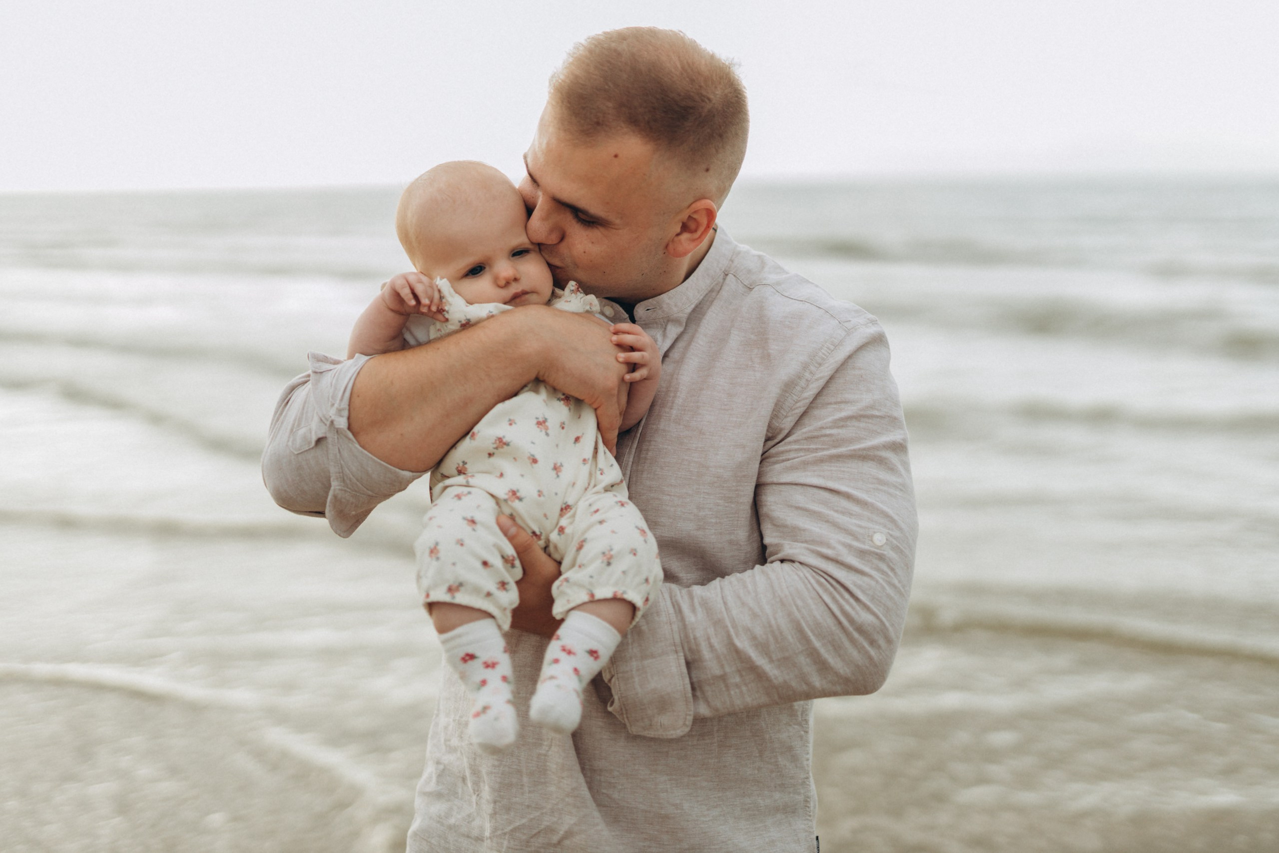 Olivia, Dana, Roland & Lola. AlinaLazurko.uk | Professional portrait photographer
