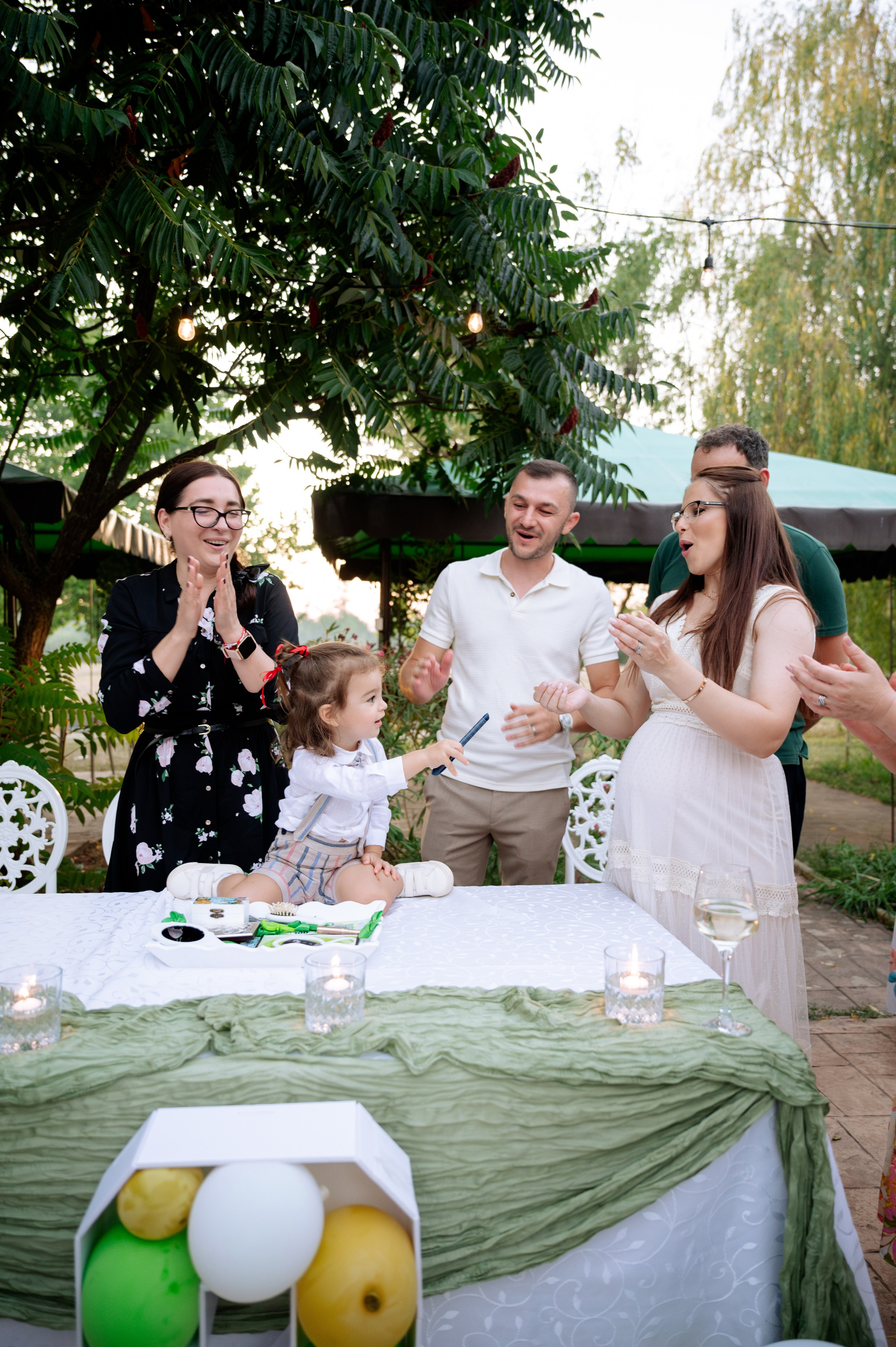 Turta/Mot. Amintirile tale merită mai mult decât o fotografie. Merită o poveste