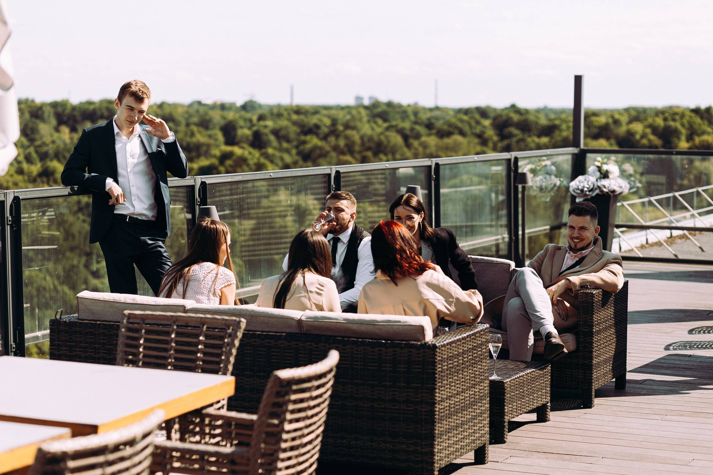 DZELTENAIS VAIRO PRIEKU