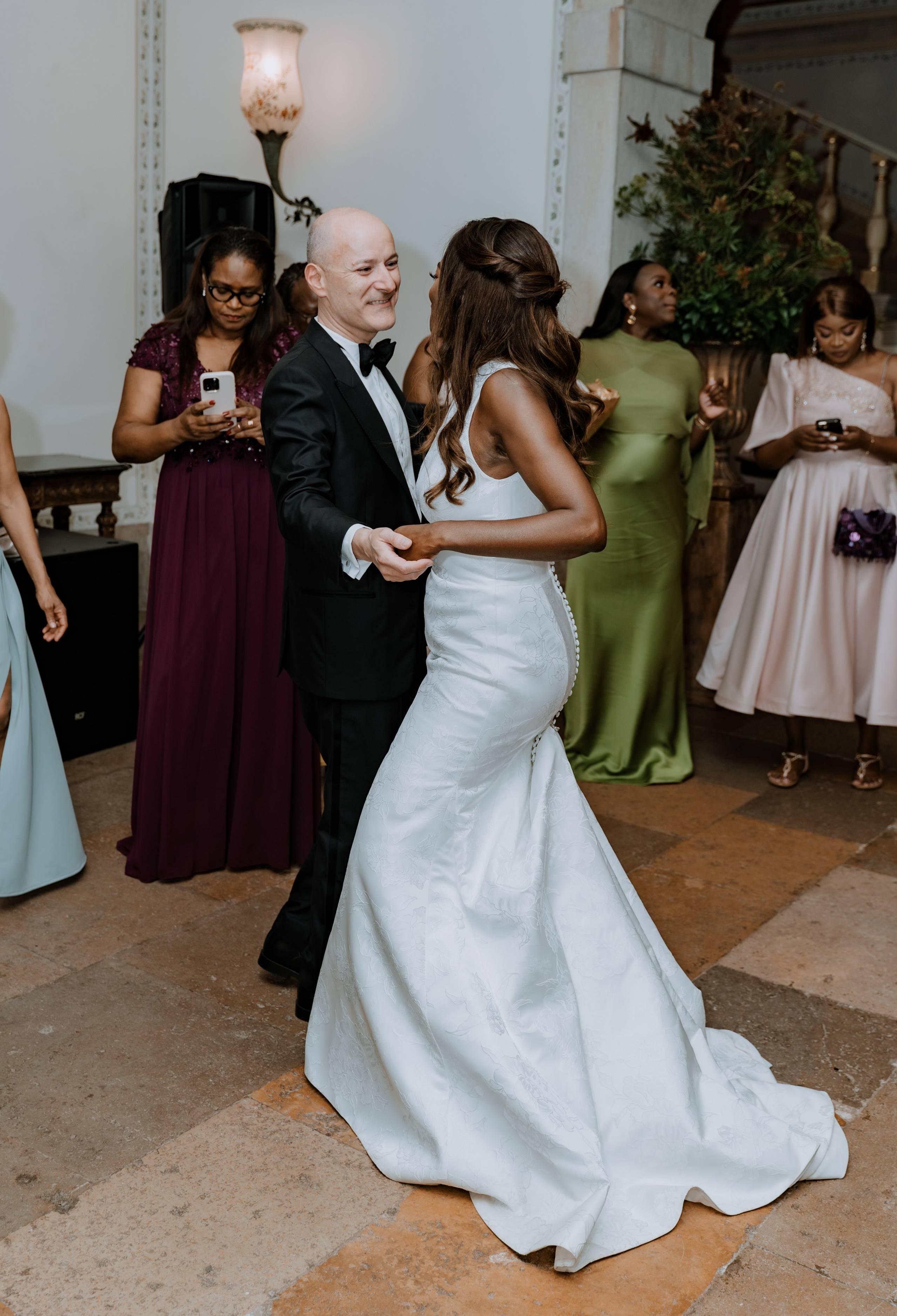 Maria & Artur. Fazemos o seu casamento ser lembrado por gerações