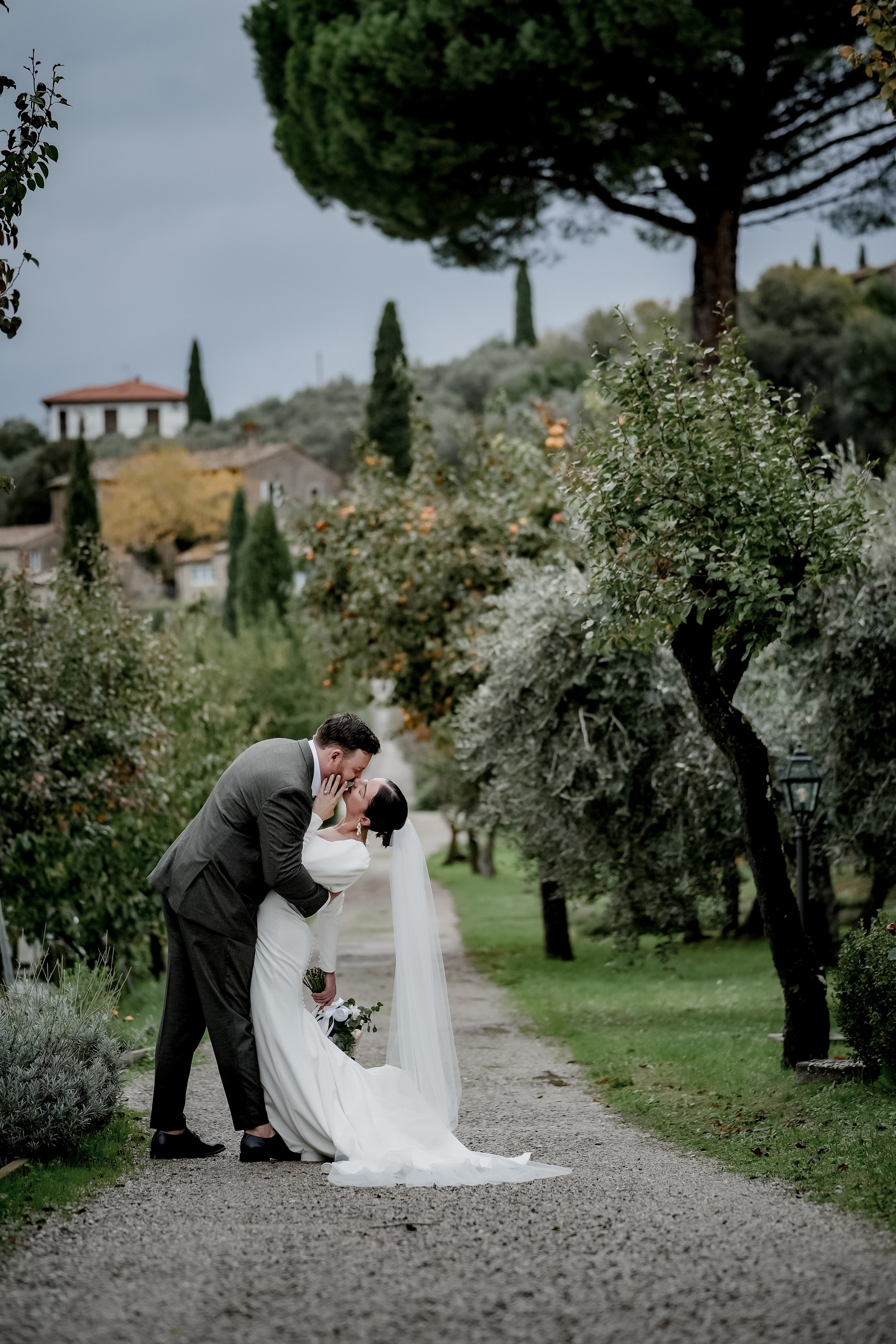 Engagement & Pre-Wedding Photoshoot in Florence. Wedding Photographer in Italy