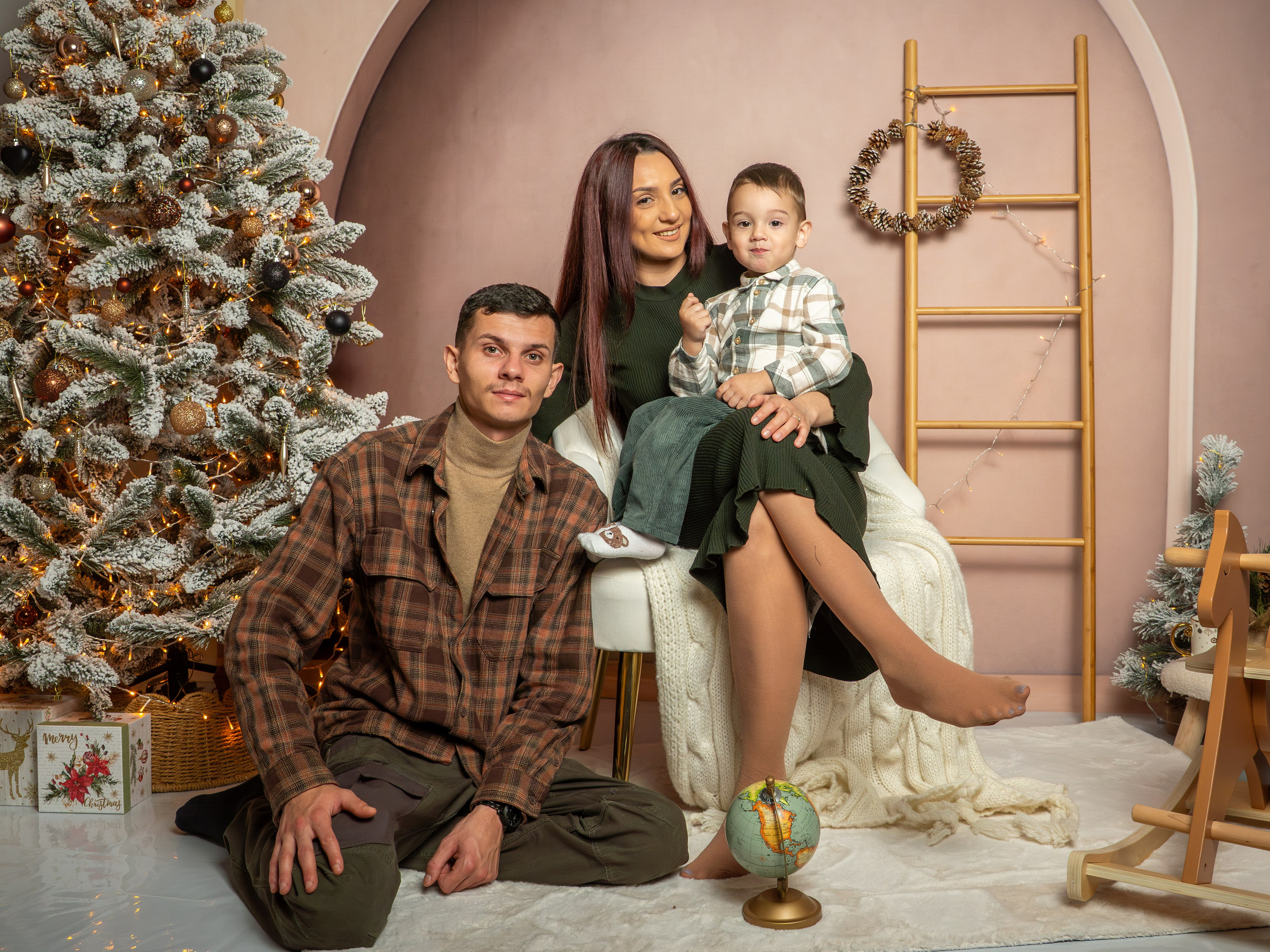 Album Liam. Adelinne — fotograf profesionist în Constanța pentru familii, bebeluși și evenimente