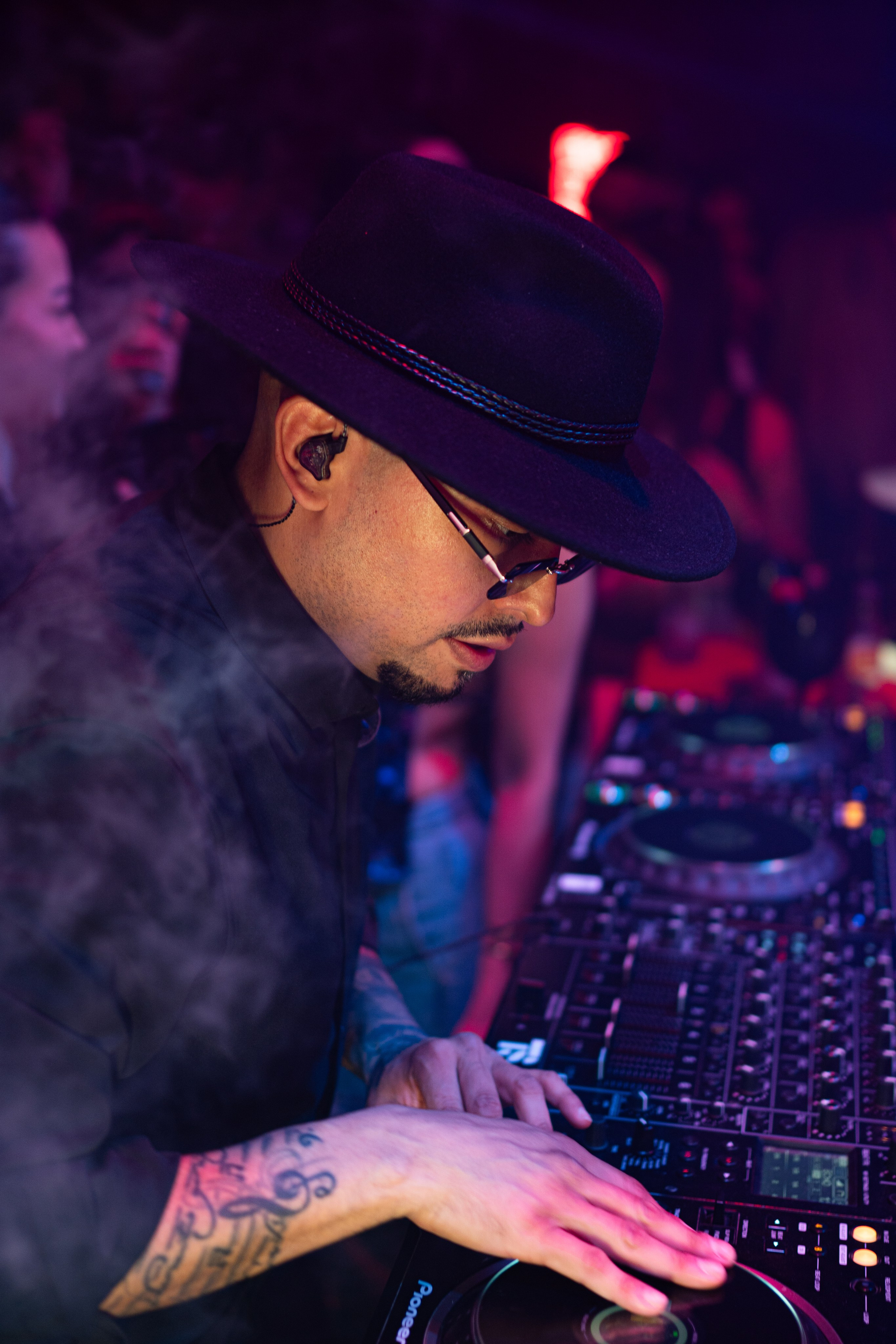 NIGHTLIFE. Baby Beast