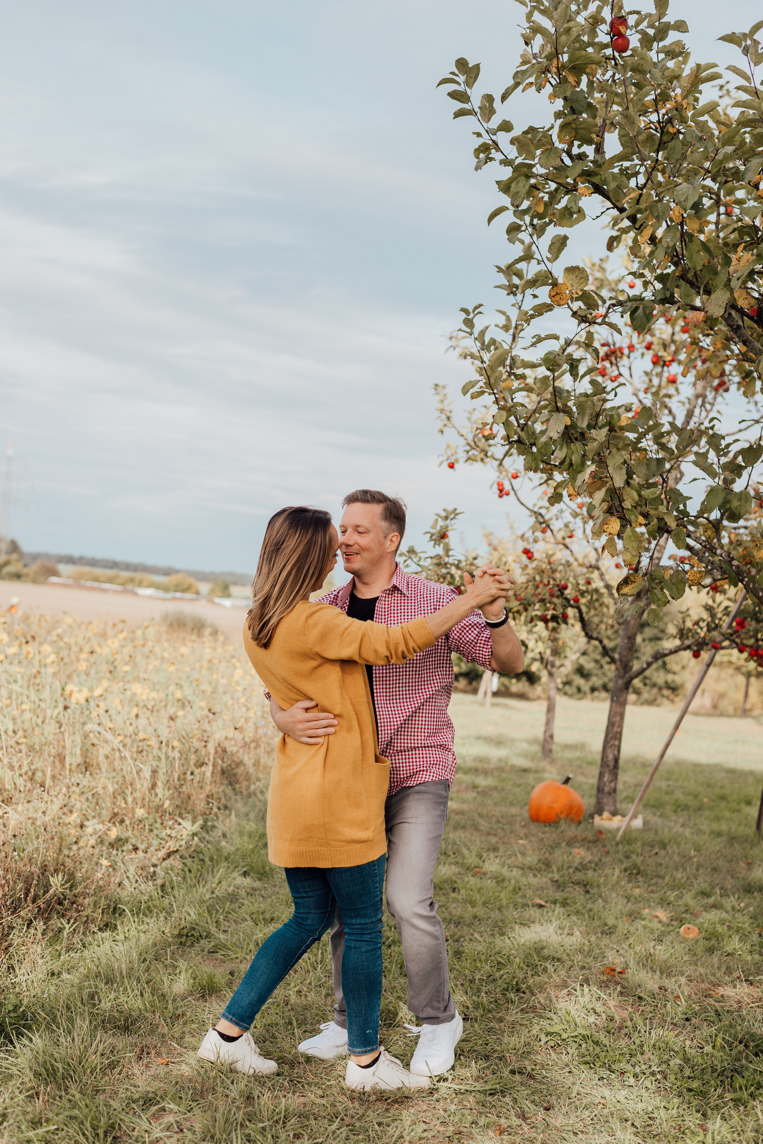 ЯБЛОНИ. Фотограф в Нюрнберге Ирина Менерт из Ансбаха