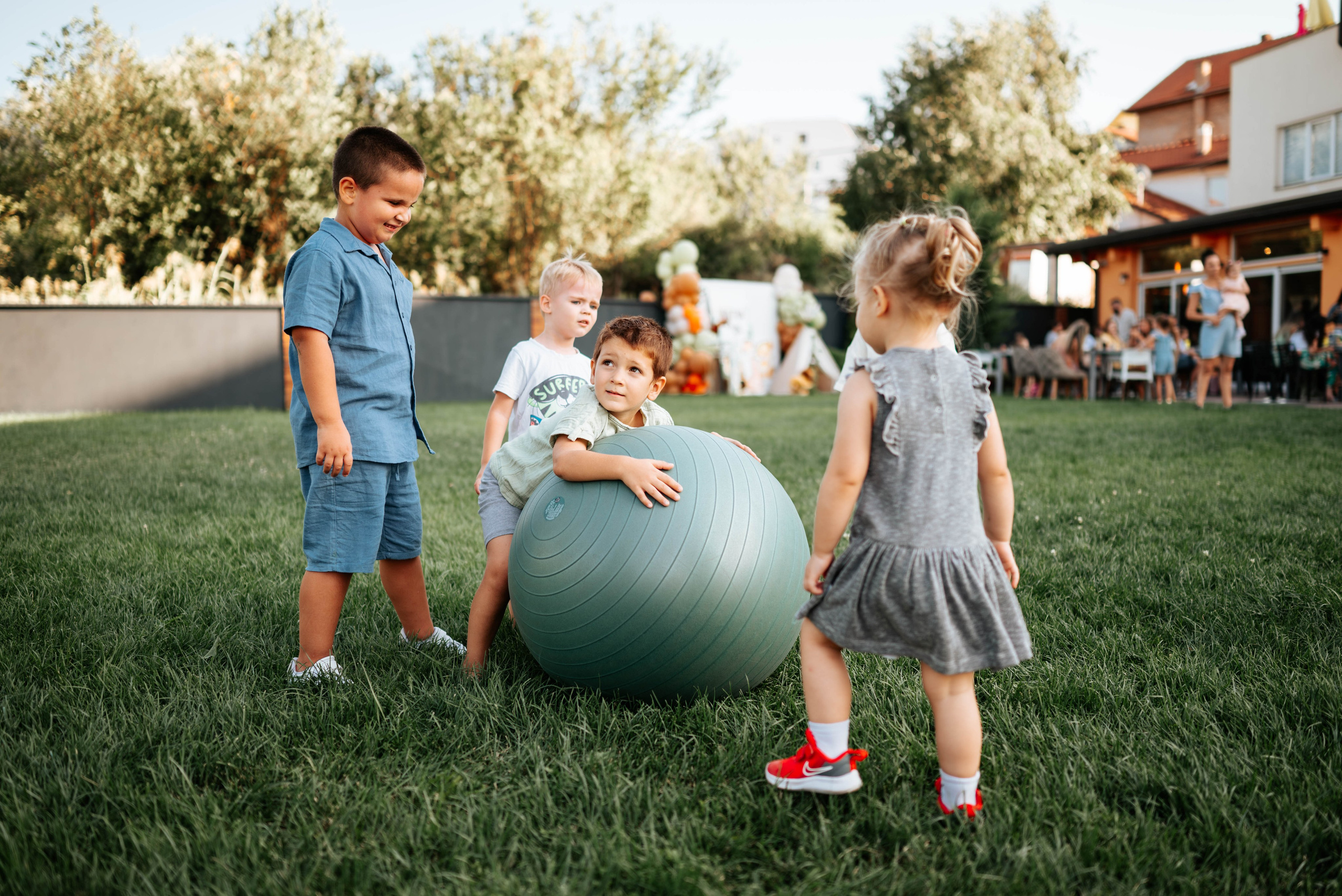 Matija & Vuk - rođendan. Dečiji i porodični fotograf