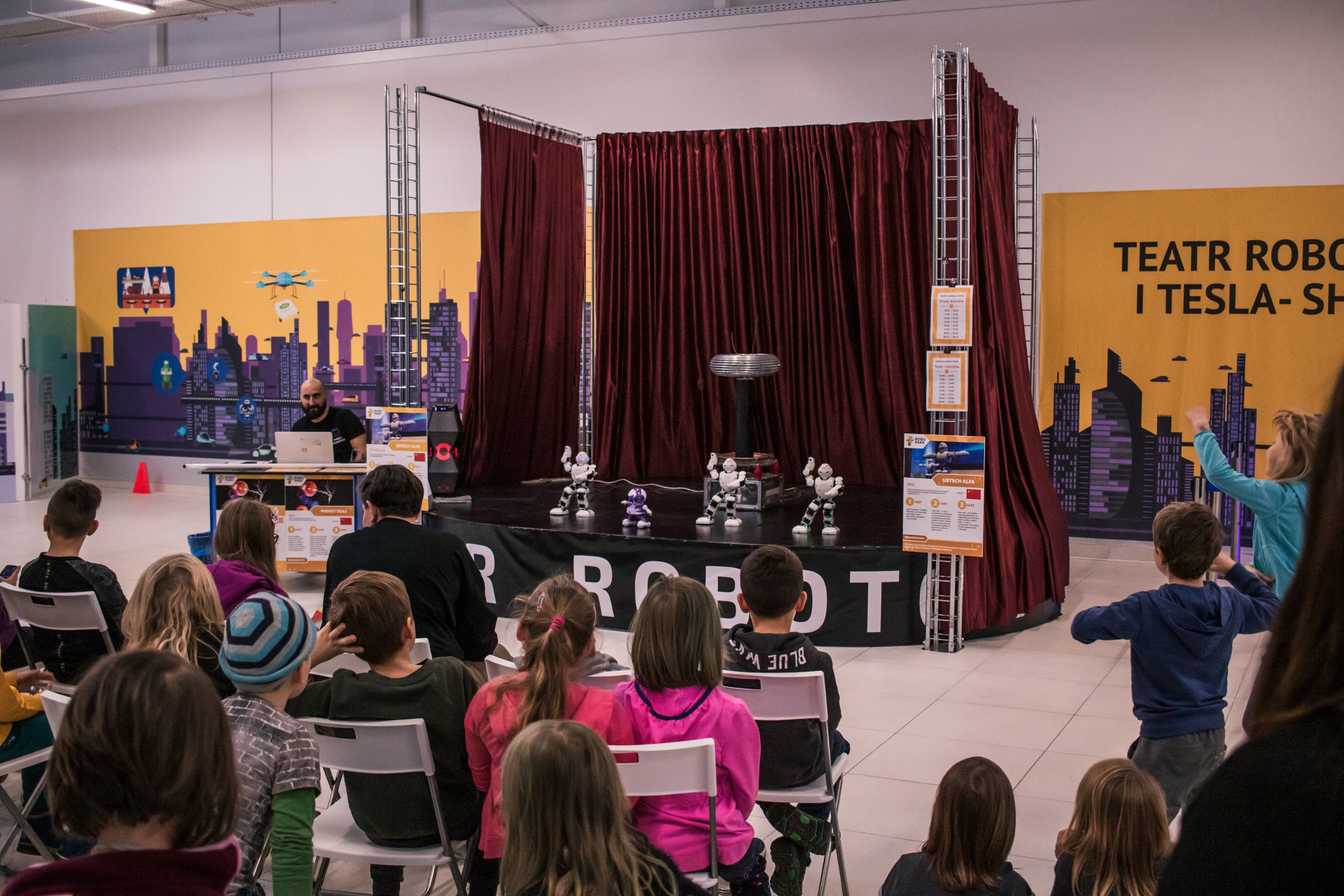 Robo Park Muzeum Robotów. Dimitri Ilkov Photography — Capturing Life’s Moments in Edmonton, Cana