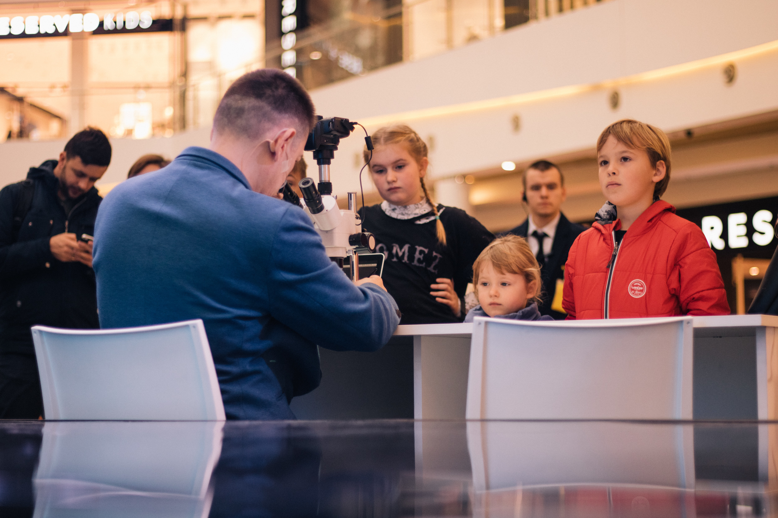 Wejdź do świata "Gry o Tron" - Centrum handlowe Magnolia Park. Dimitri Ilkov Photography — Capturing Life’s Moments in Edmonton, Cana