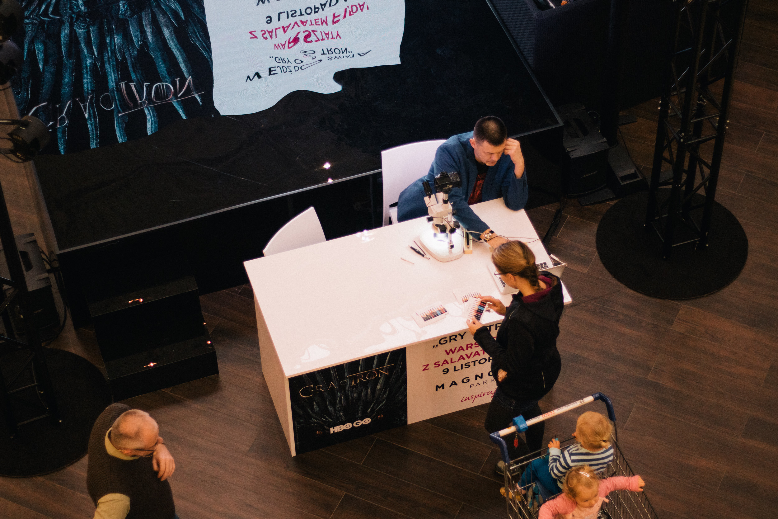 Wejdź do świata "Gry o Tron" - Centrum handlowe Magnolia Park. Dimitri Ilkov Photography — Capturing Life’s Moments in Edmonton, Cana