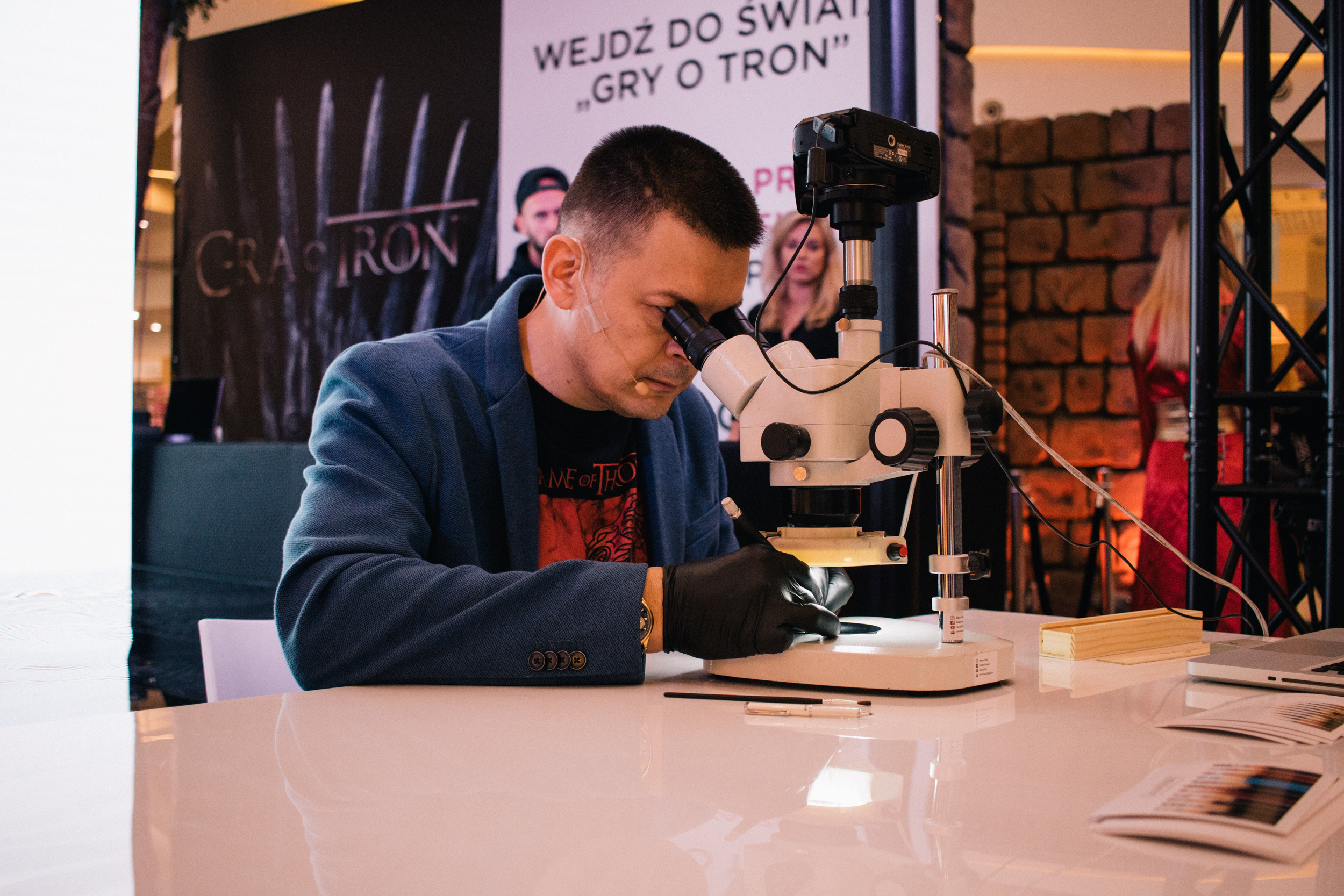 Wejdź do świata "Gry o Tron" - Centrum handlowe Magnolia Park. Dimitri Ilkov Photography — Capturing Life’s Moments in Edmonton, Cana