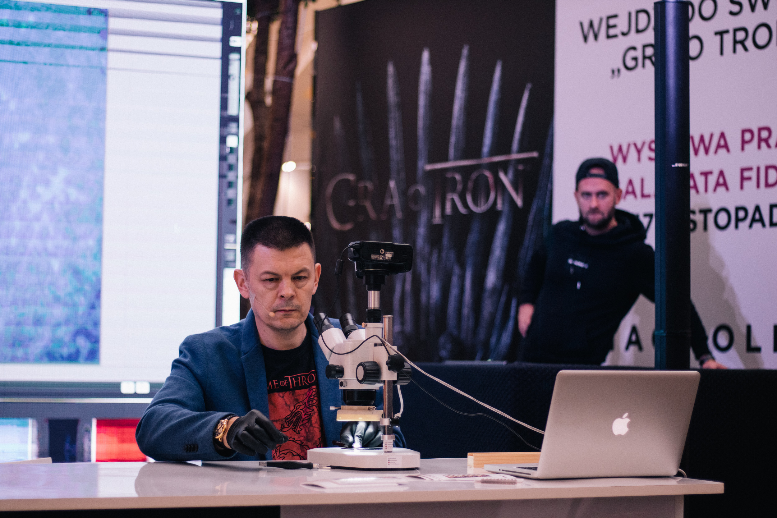 Wejdź do świata "Gry o Tron" - Centrum handlowe Magnolia Park. Dimitri Ilkov Photography — Capturing Life’s Moments in Edmonton, Cana