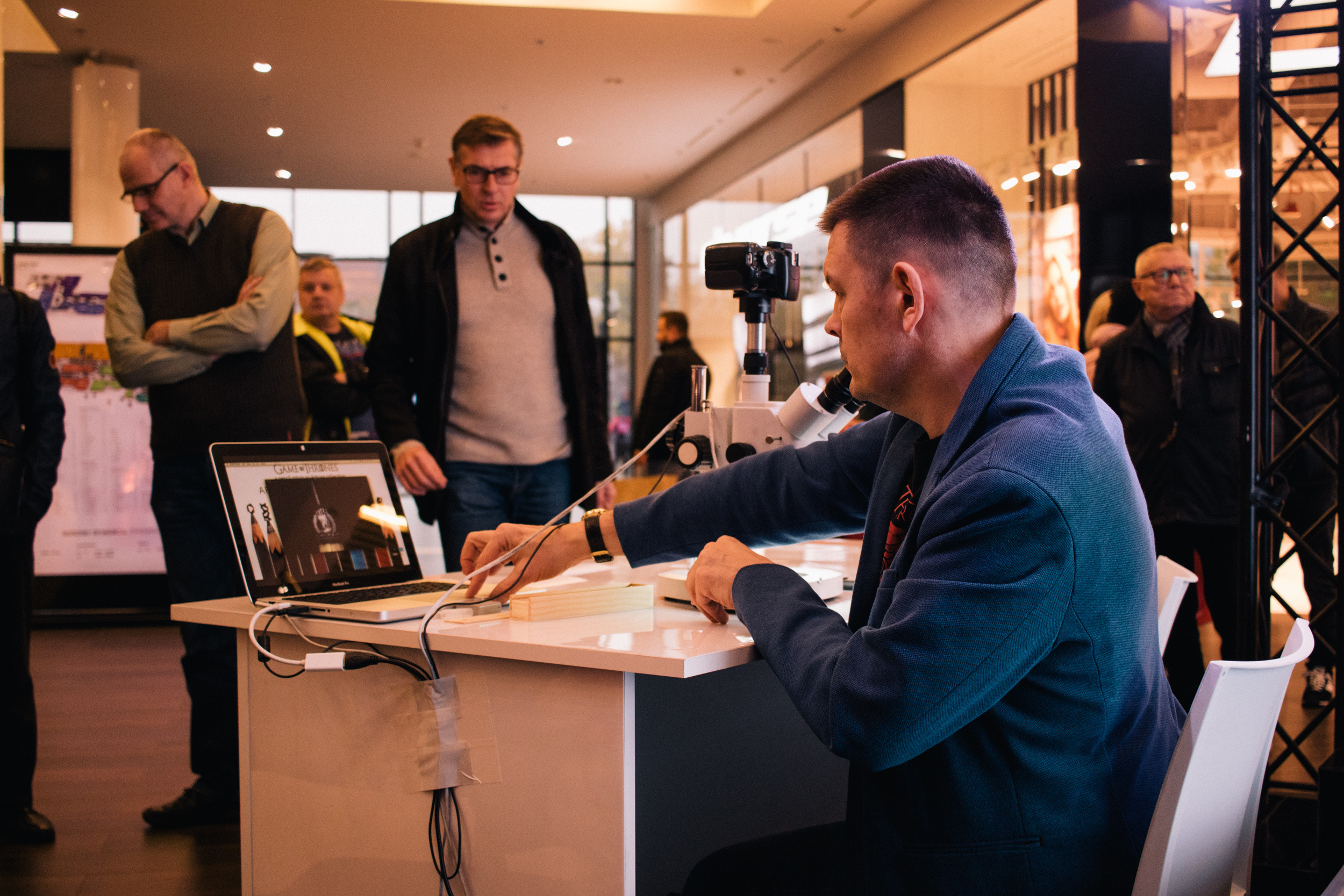 Wejdź do świata "Gry o Tron" - Centrum handlowe Magnolia Park. Dimitri Ilkov Photography — Capturing Life’s Moments in Edmonton, Cana