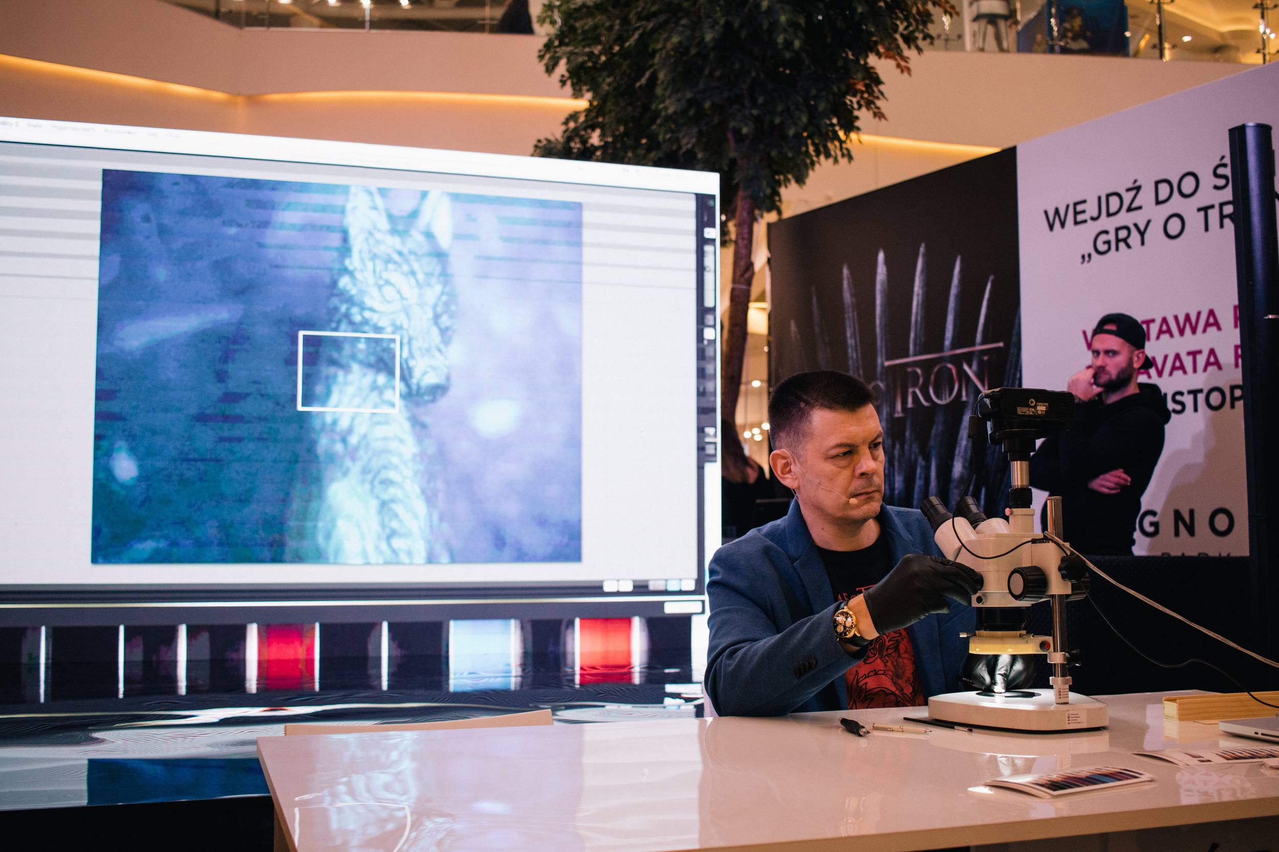 Wejdź do świata "Gry o Tron" - Centrum handlowe Magnolia Park. Dimitri Ilkov Photography — Capturing Life’s Moments in Edmonton, Cana