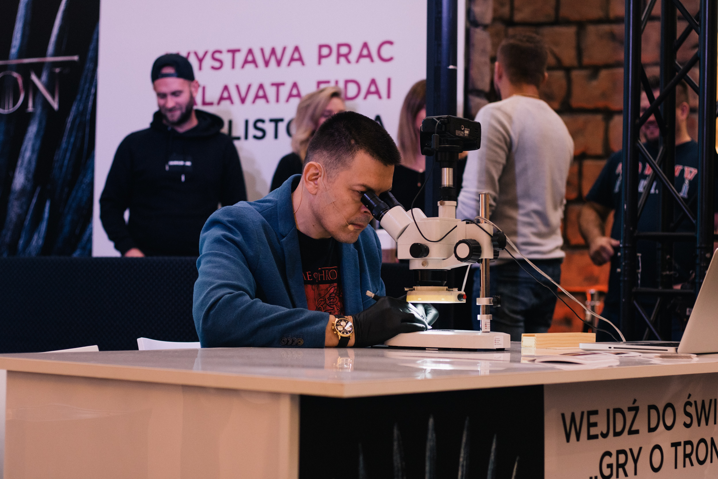 Wejdź do świata "Gry o Tron" - Centrum handlowe Magnolia Park. Dimitri Ilkov Photography — Capturing Life’s Moments in Edmonton, Cana