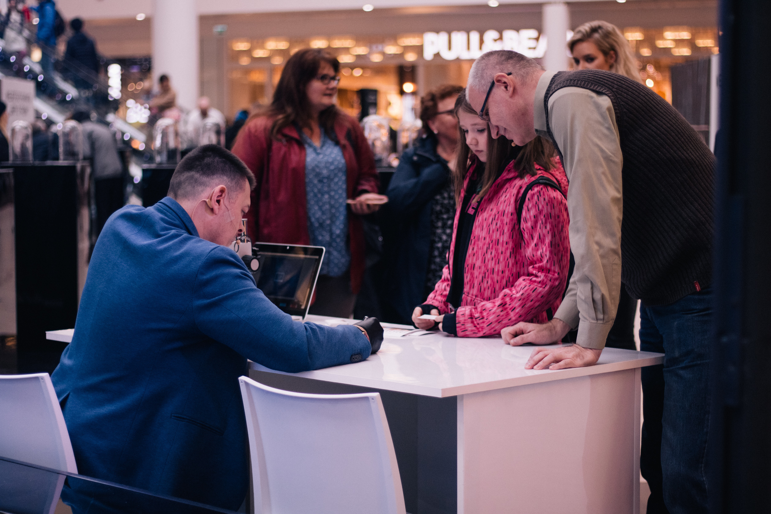 Wejdź do świata "Gry o Tron" - Centrum handlowe Magnolia Park. Dimitri Ilkov Photography — Capturing Life’s Moments in Edmonton, Cana