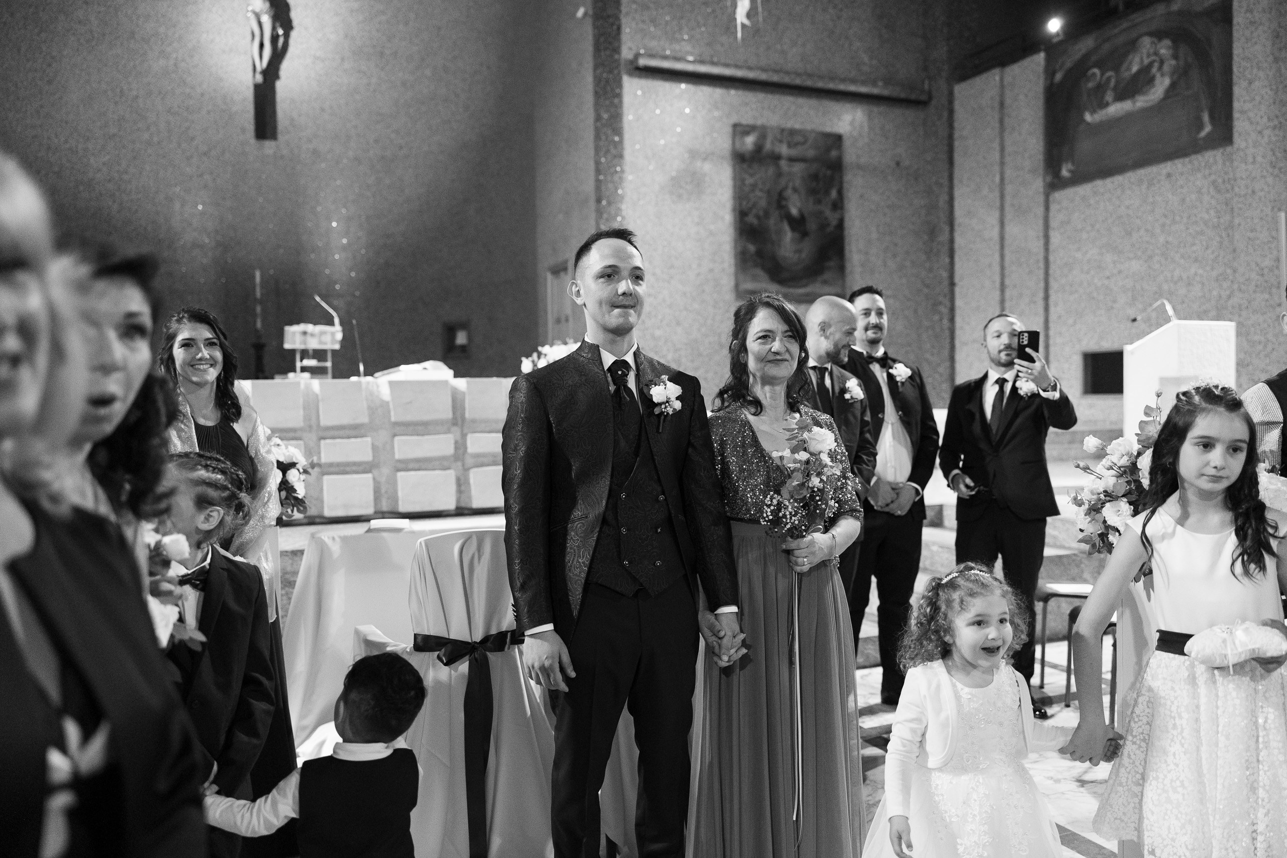 Si lo voglio. Fotografa di matrimonio a Milano e in Lombardia. Racconto matrimoni con uno stile naturale, elegante e senza pose forzate