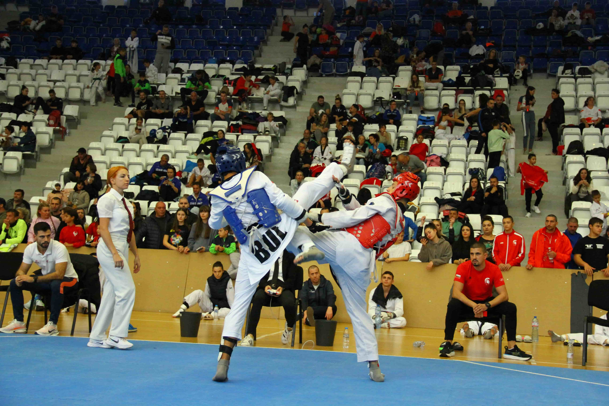 2024-10-19, ТАЕКУОНДО, Дупница. СПОРТНА ФОТОГРАФИЯ | ПОРТРЕТНА | РЕПОРТАЖНА