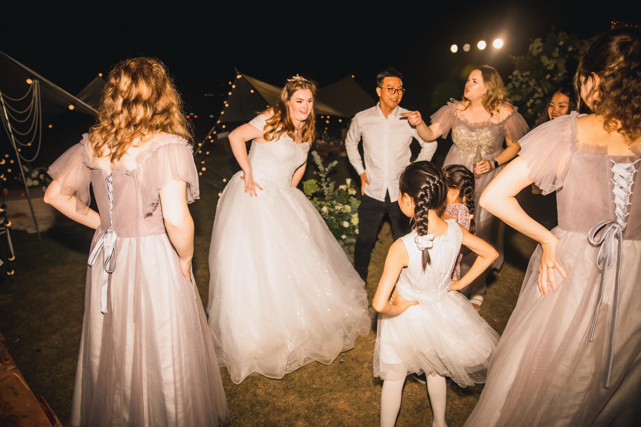 Weddings. Photographer in Shanghai and Hangzhou Alis Lud