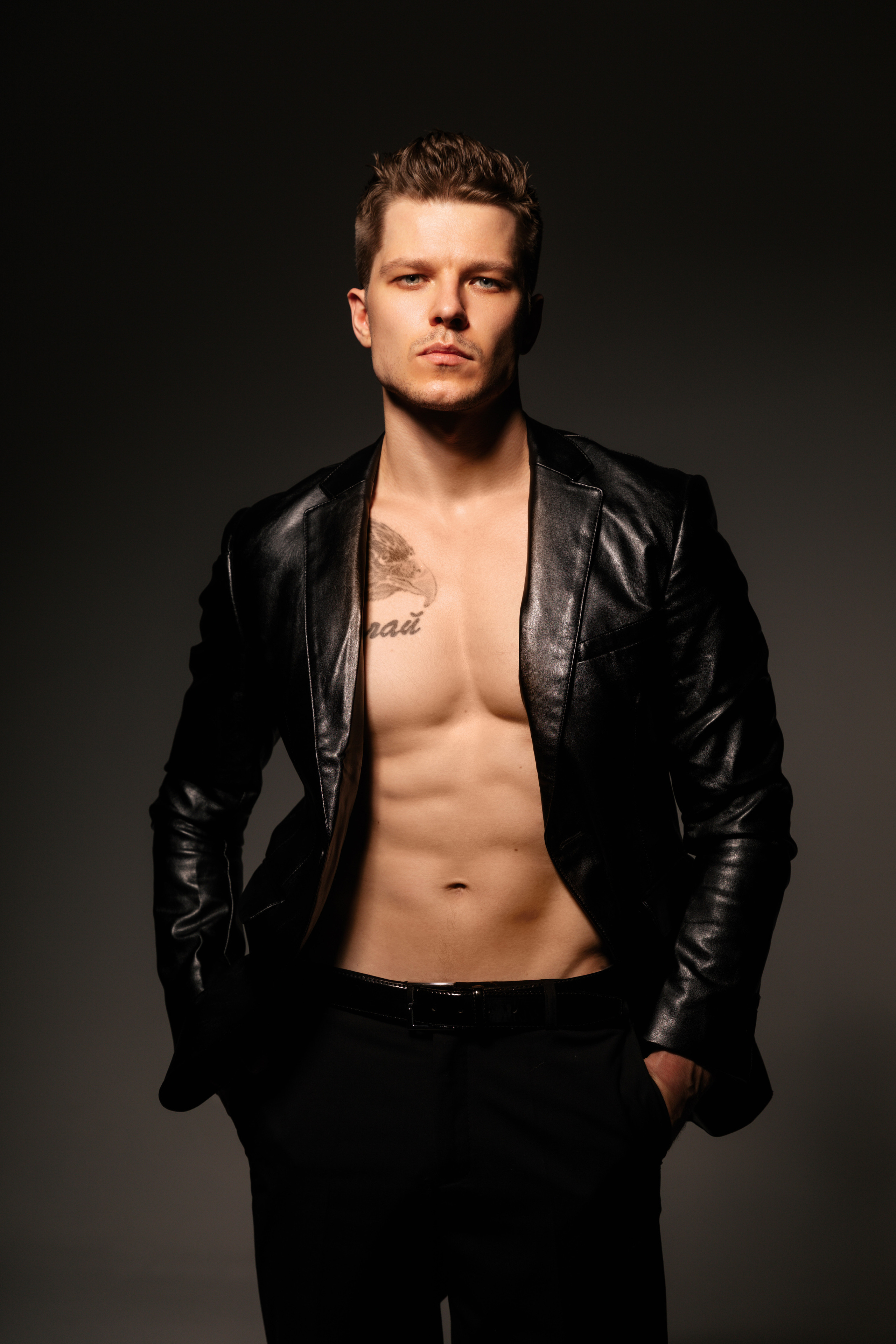 Men. Photographer in Shanghai and Hangzhou Alis Lud