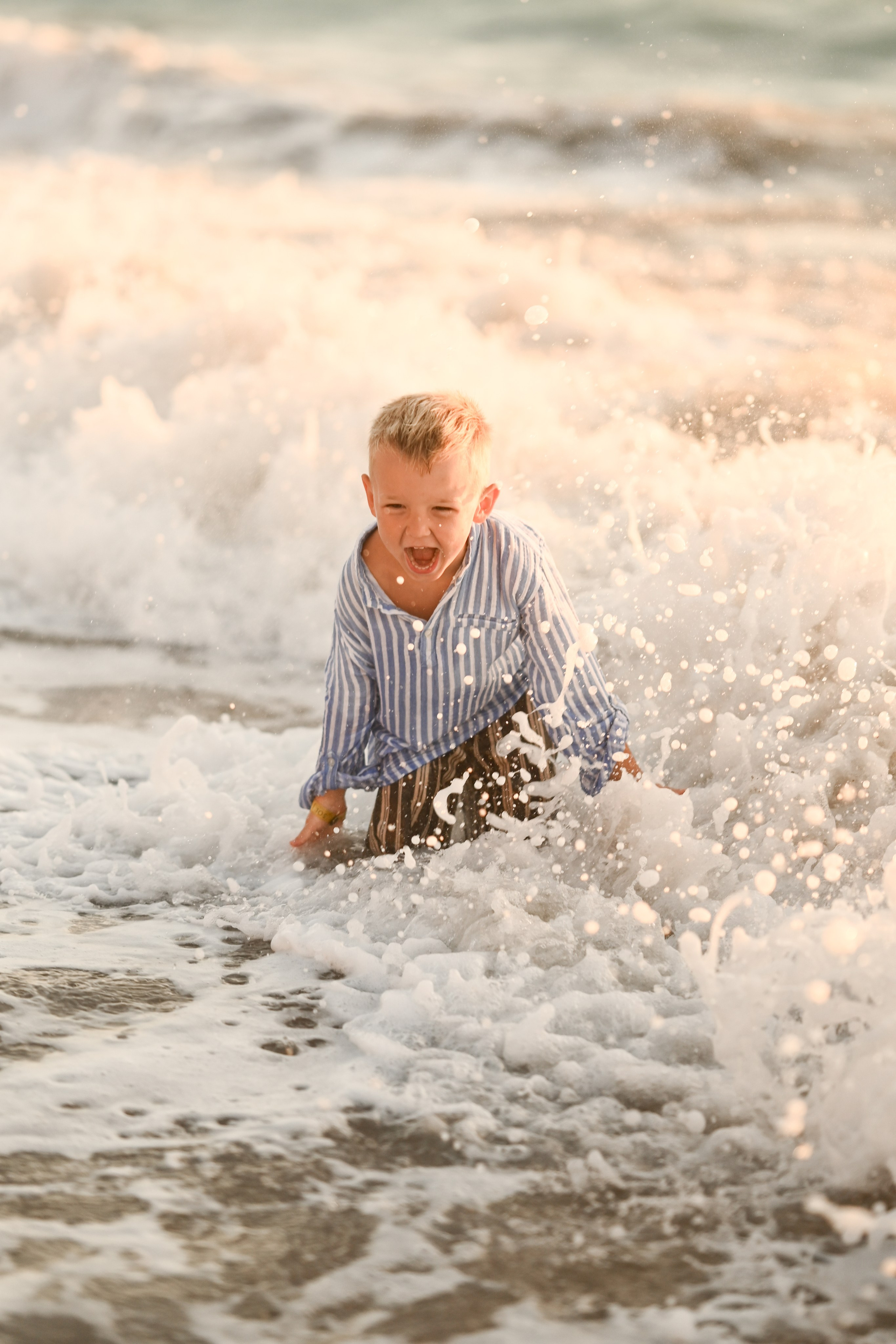 Family Photoshoot in Rhodes. Photographer in Rhodes Island