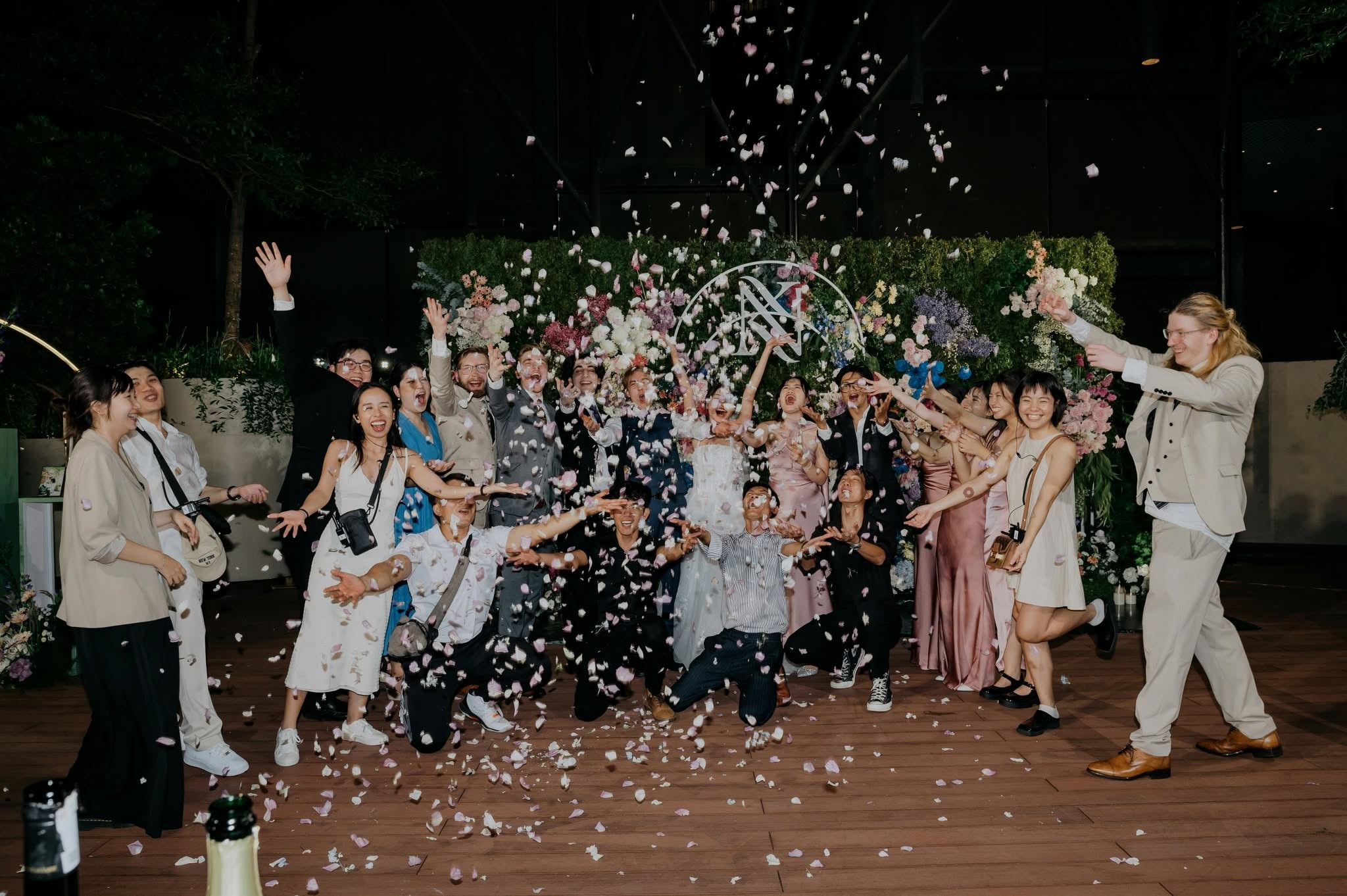 𝐊𝐞𝐥𝐥𝐢𝐞 & 𝐍𝐢𝐤𝐥𝐚𝐬 / Destination Wedding. Saigon Wedding Present | Art Beyond Moments