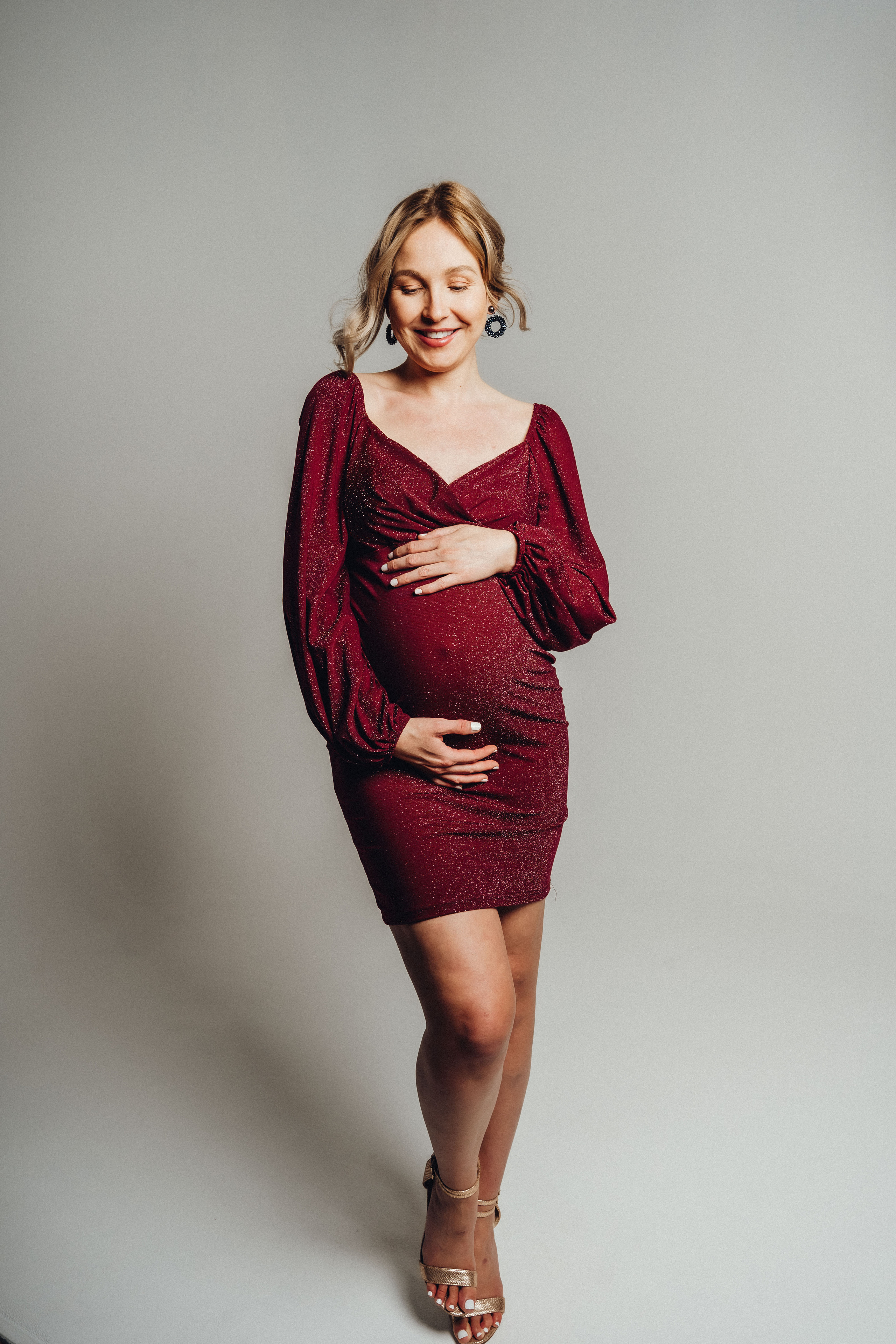 Gröse L-XL. Portrait Photographer in Berlin Daria Doch Schwangerschaftsfotos