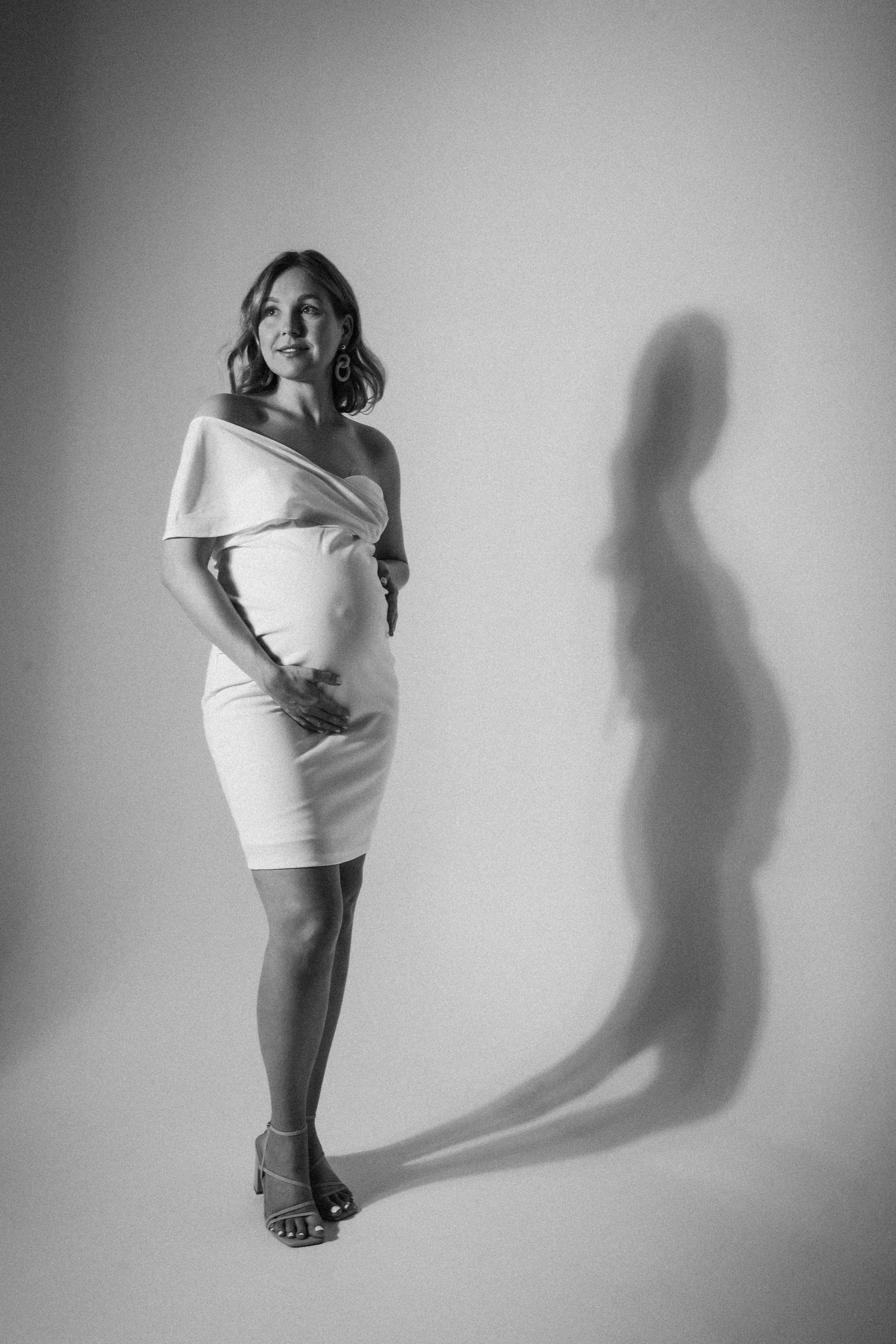 Gröse L-XL. Portrait Photographer in Berlin Daria Doch Schwangerschaftsfotos