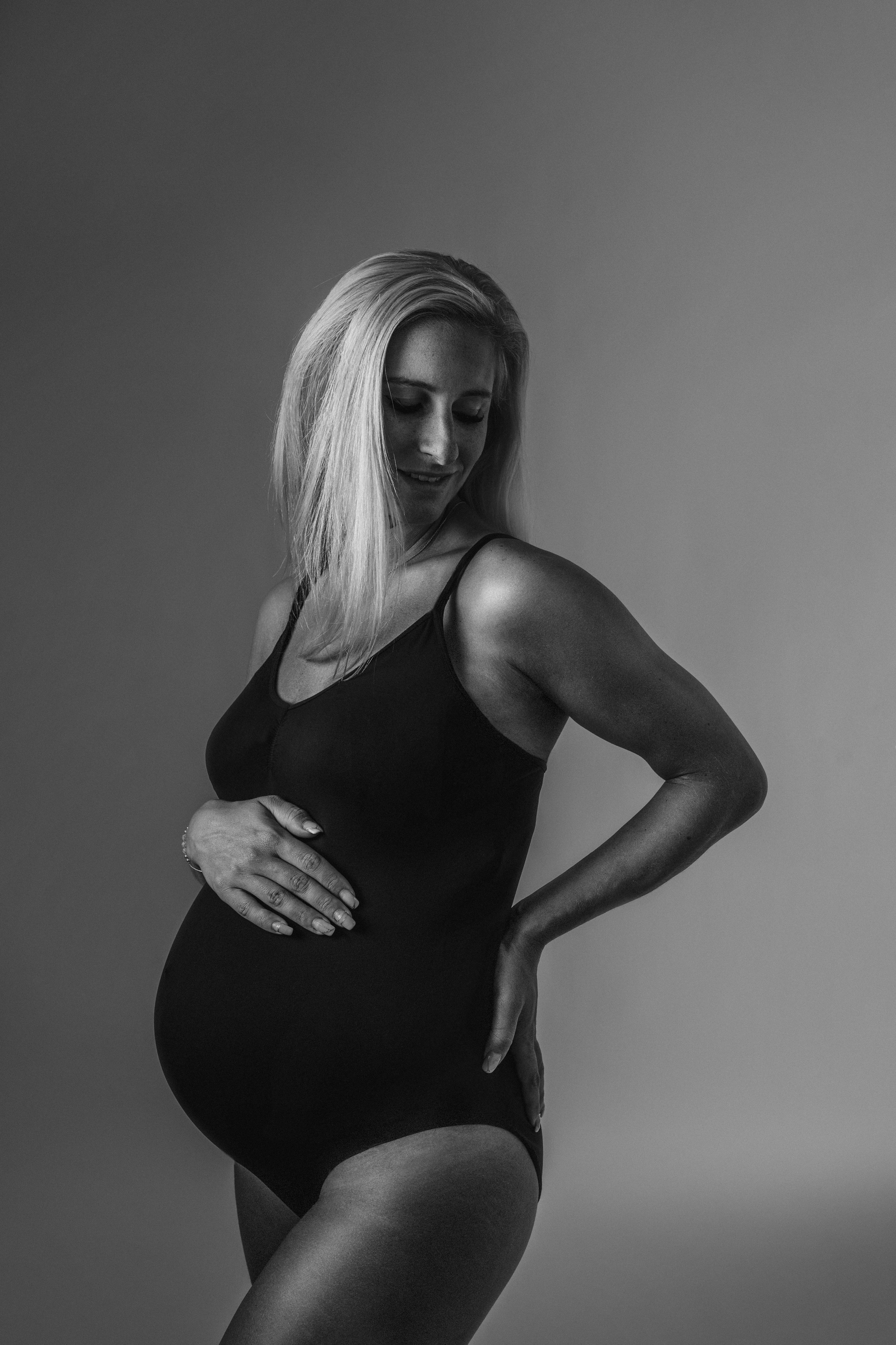 Gröse S-M. Portrait Photographer in Berlin Daria Doch Schwangerschaftsfotos