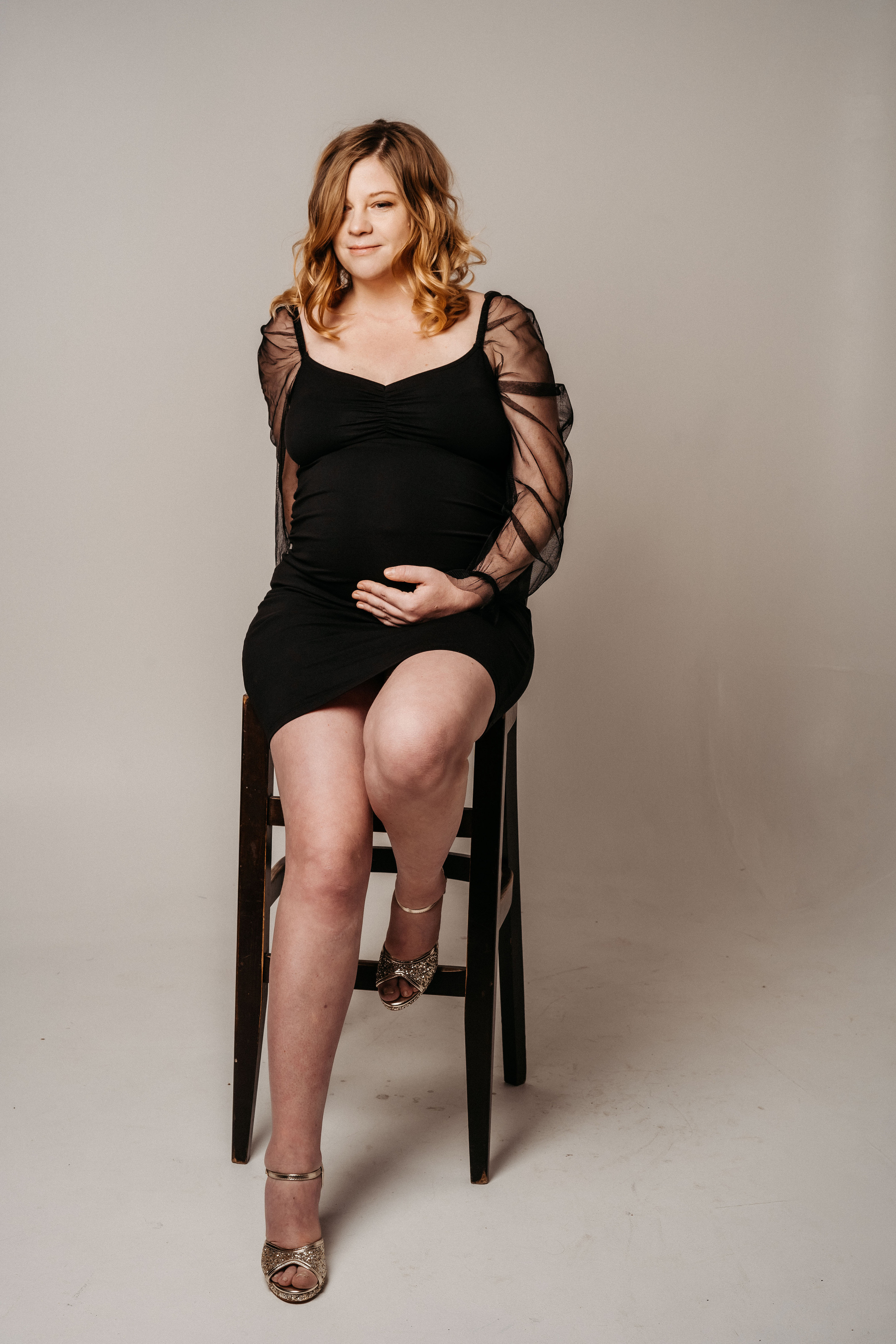Gröse L-XL. Portrait Photographer in Berlin Daria Doch Schwangerschaftsfotos