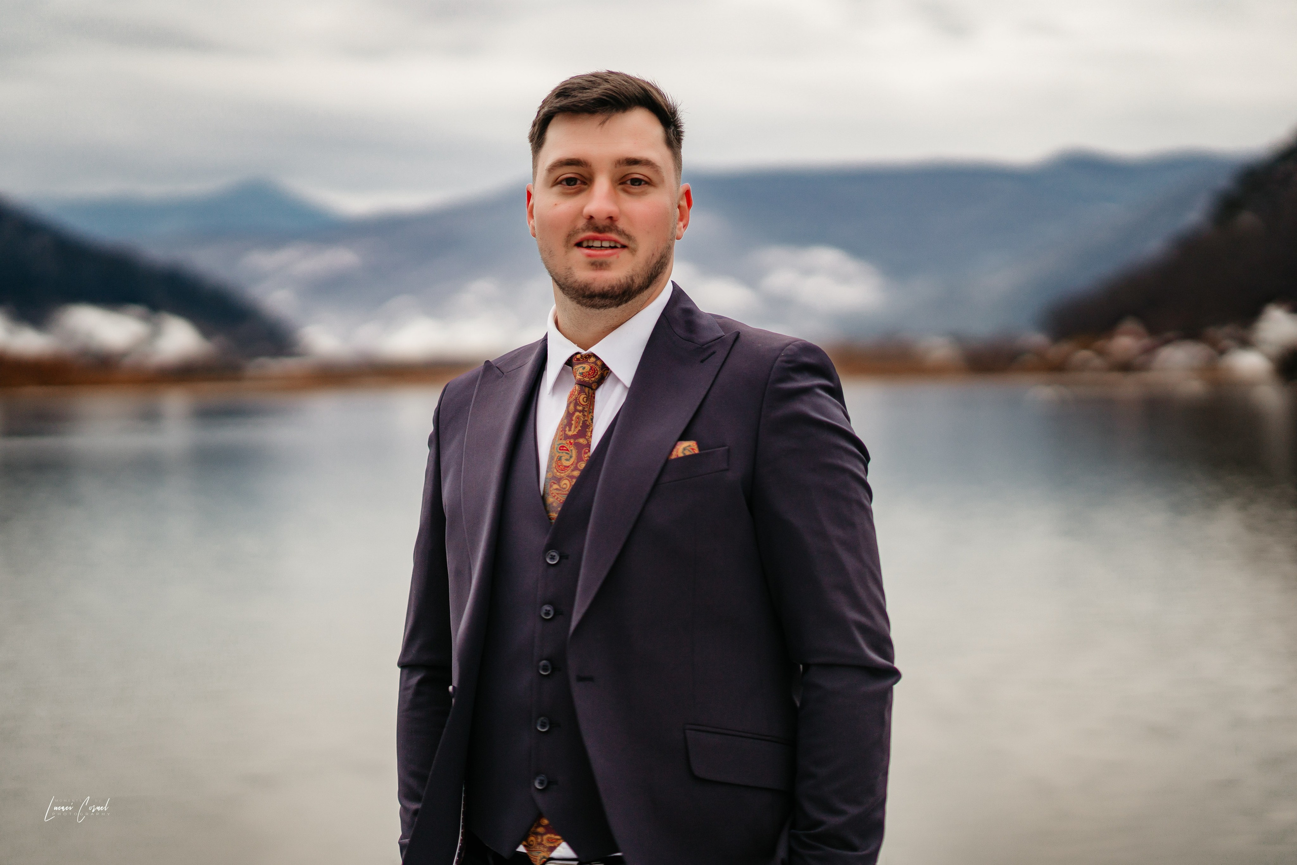 Save The Date – Emoție și anticipare. Fotograf de nuntă, corporate, botezuri, majorate și aniversări Roman, Lucaci Cornel