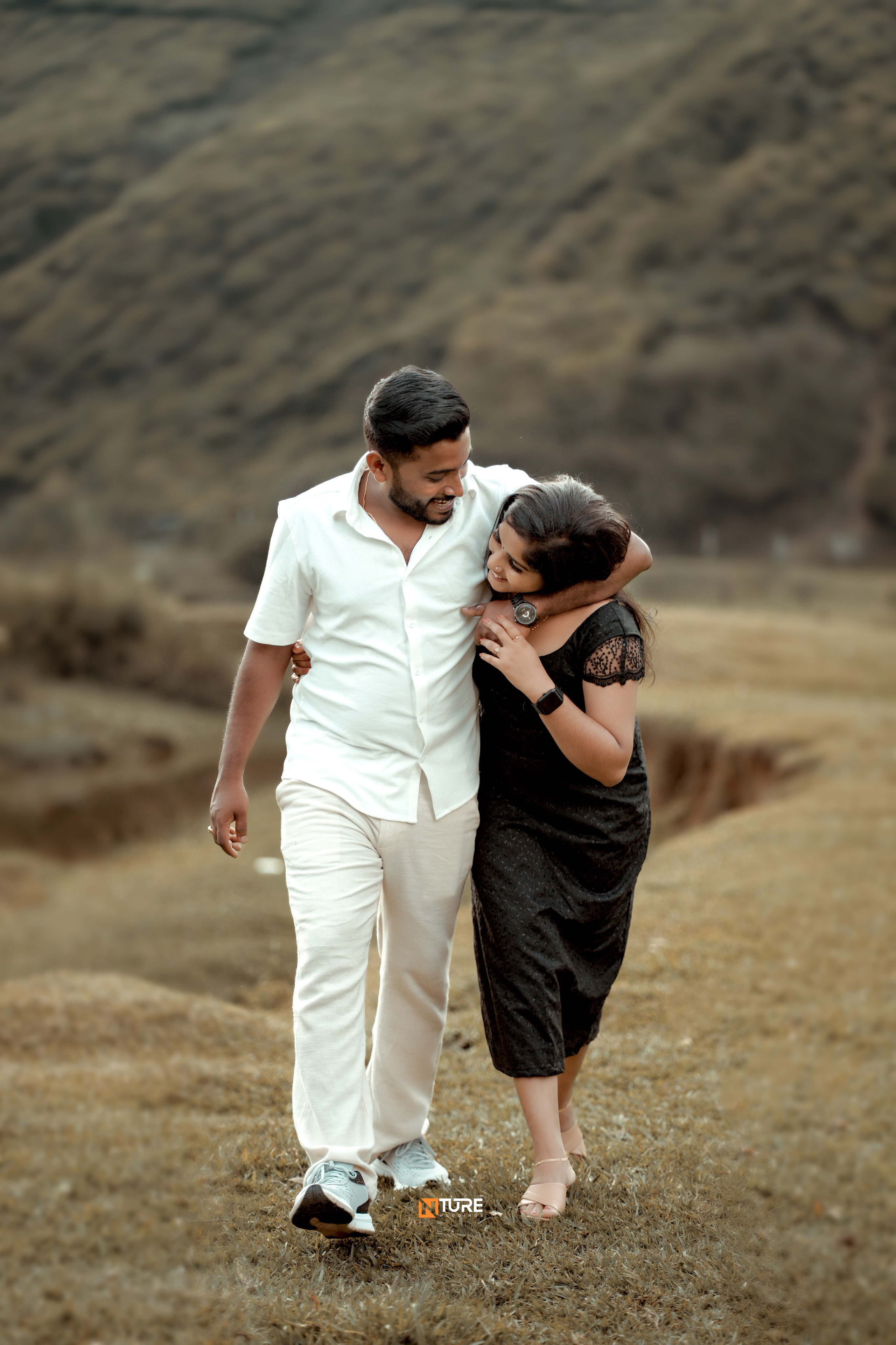 PHOTOS. NTURE WEDDING