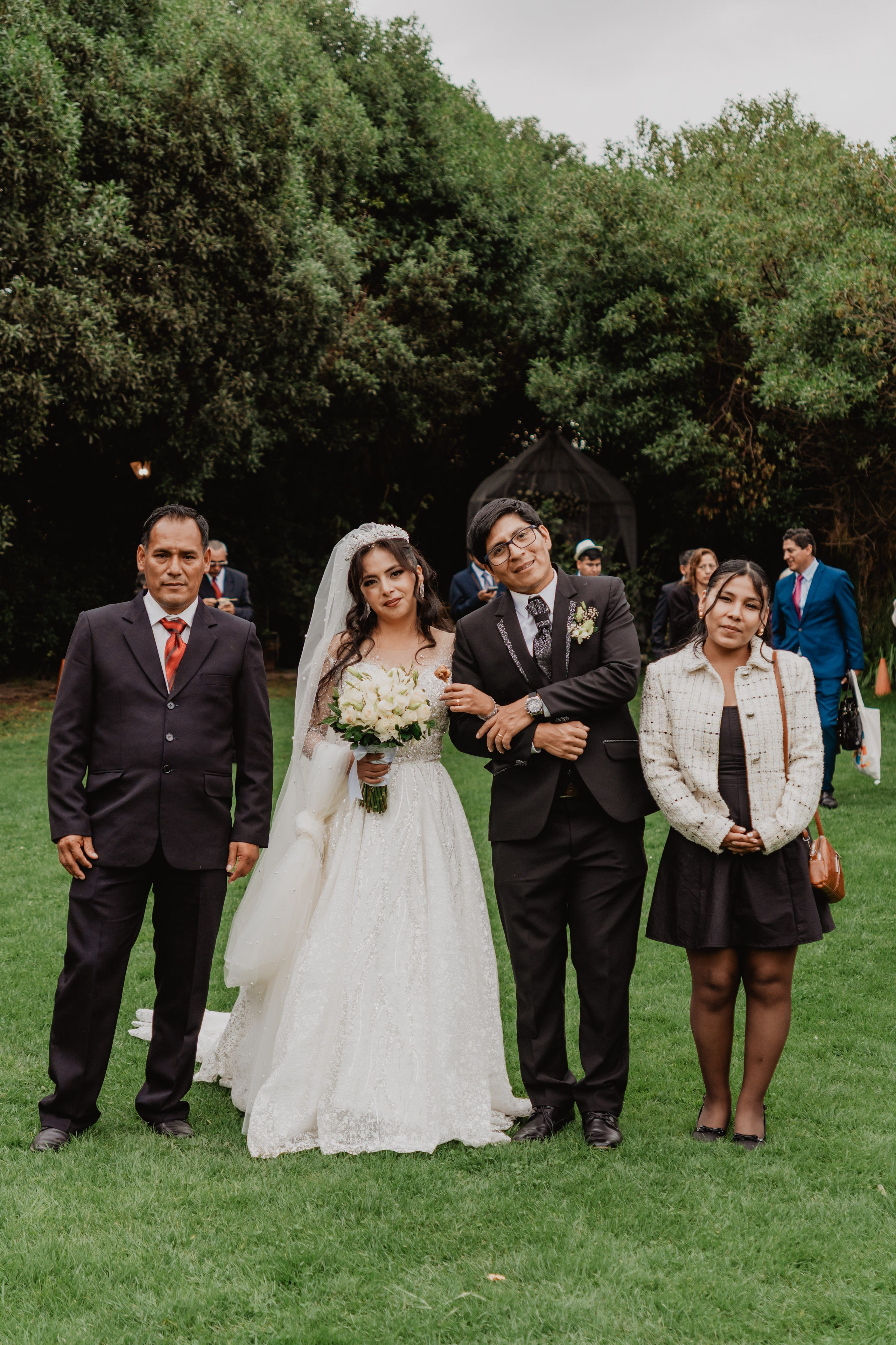 FERNANDO + MARIBEL | BODA RELIGIOSA. Studio KVTA | Fotografía y Video de Bodas en Arequipa