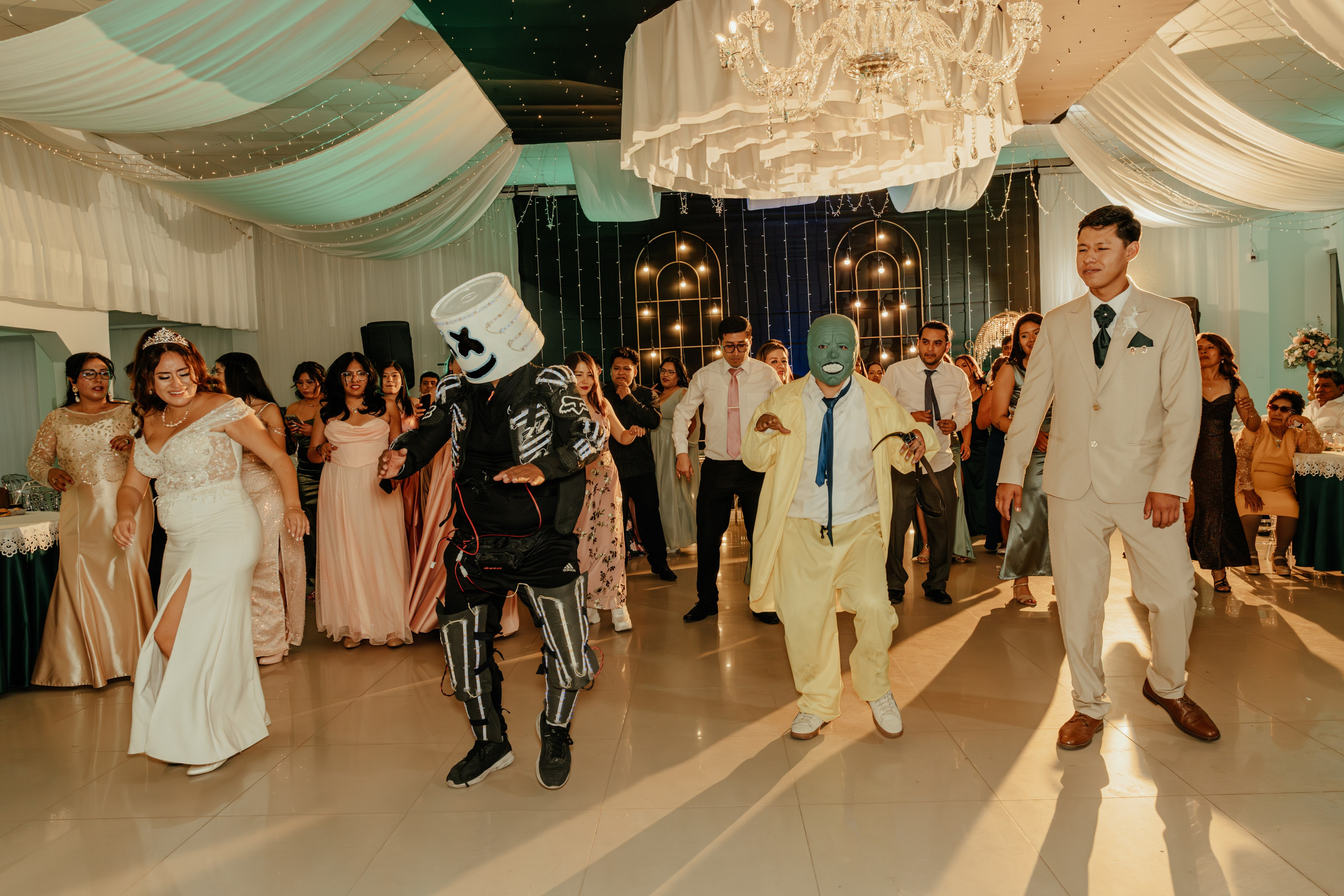 ANGIE + MANUEL BODA RELIGIOSA. Studio KVTA | Fotografía y Video de Bodas en Arequipa