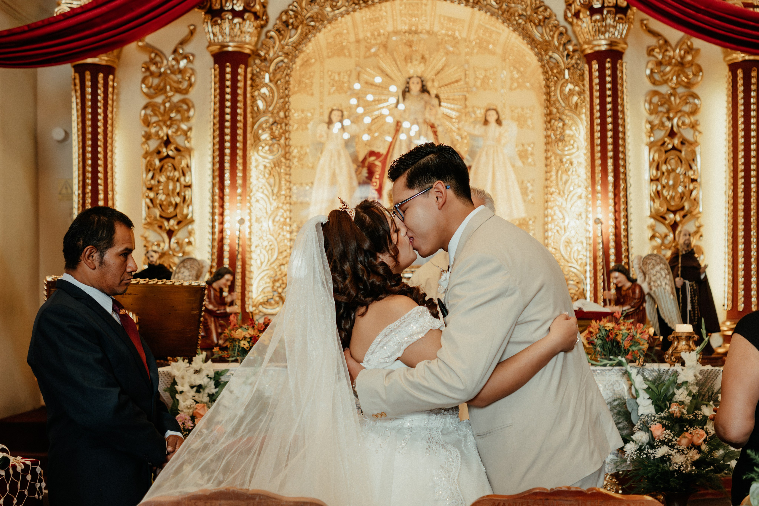 ANGIE + MANUEL BODA RELIGIOSA. Studio KVTA | Fotografía y Video de Bodas en Arequipa