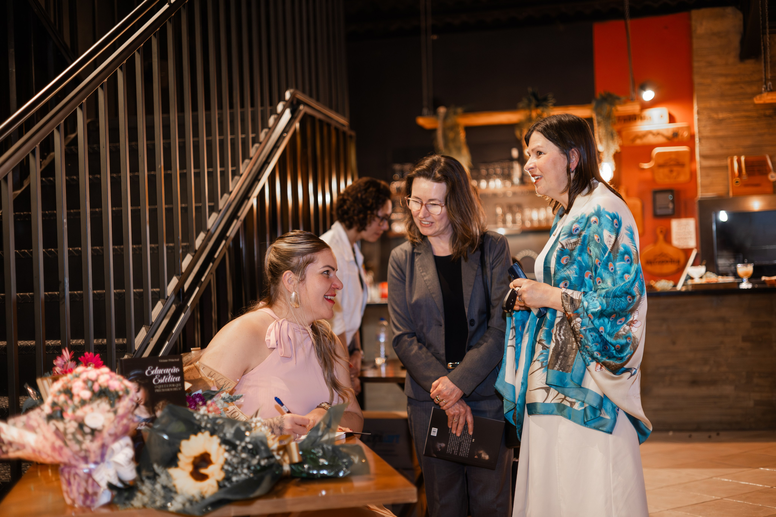 Lançamento de Livro Vivi Princival