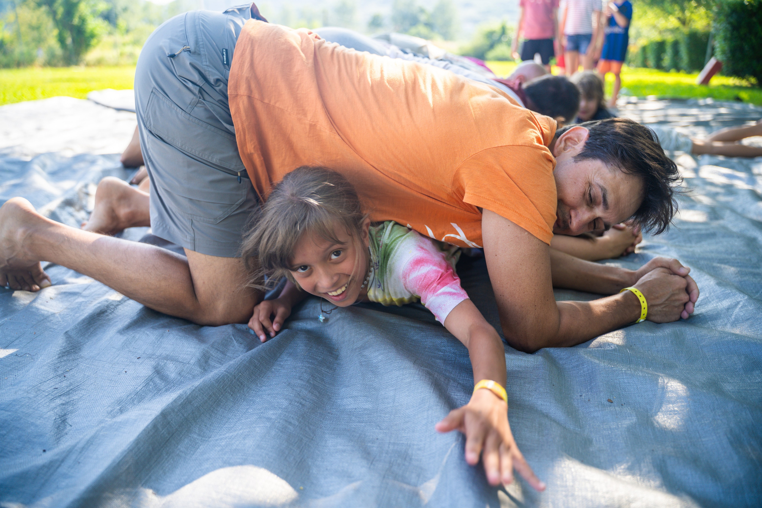 Детская игровая контактная импровизация. Семейные лагеря в Европе с Ниной Янечковой и Ириной Зиновьевой
