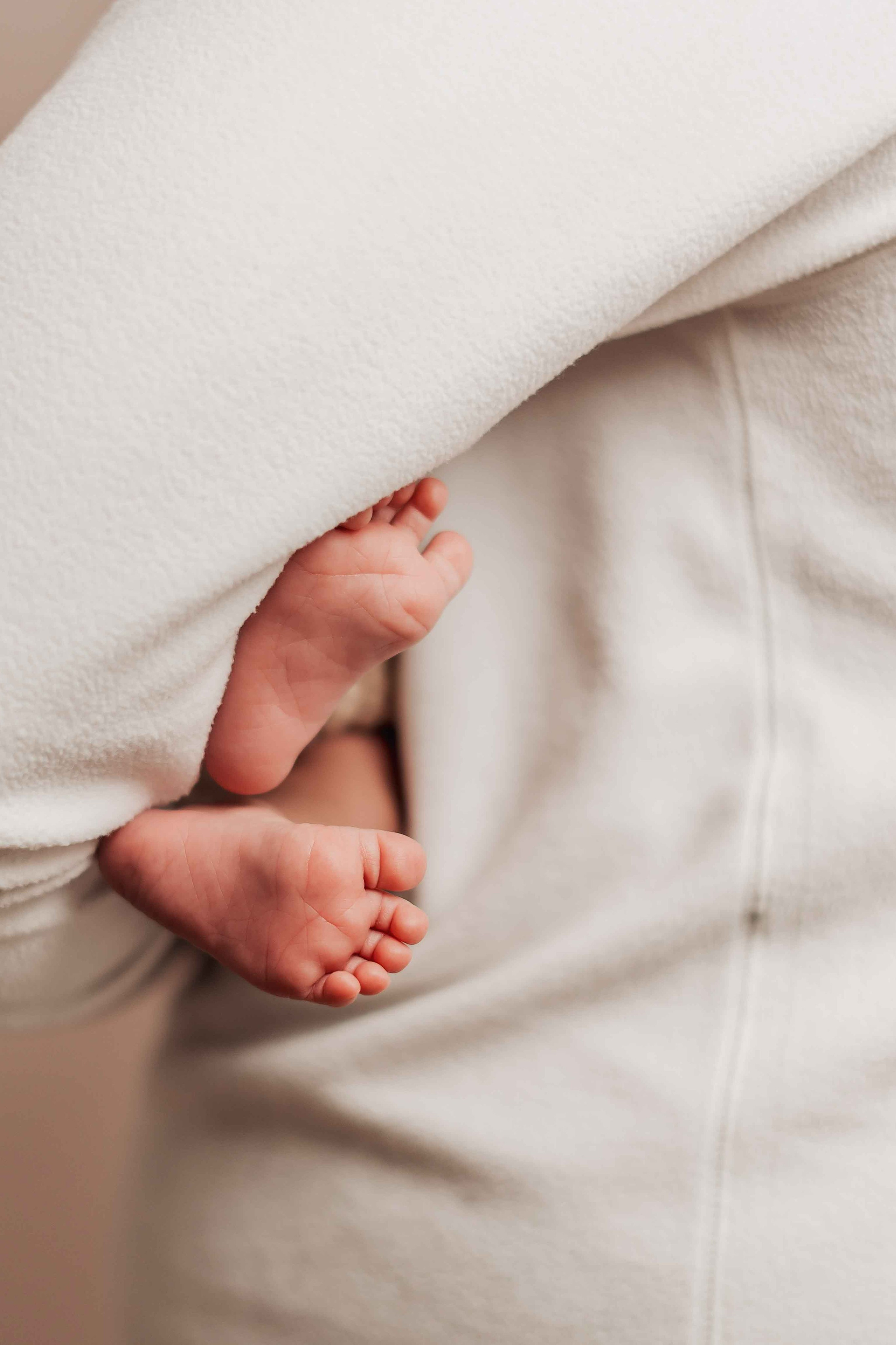 Pahel. JY Productions