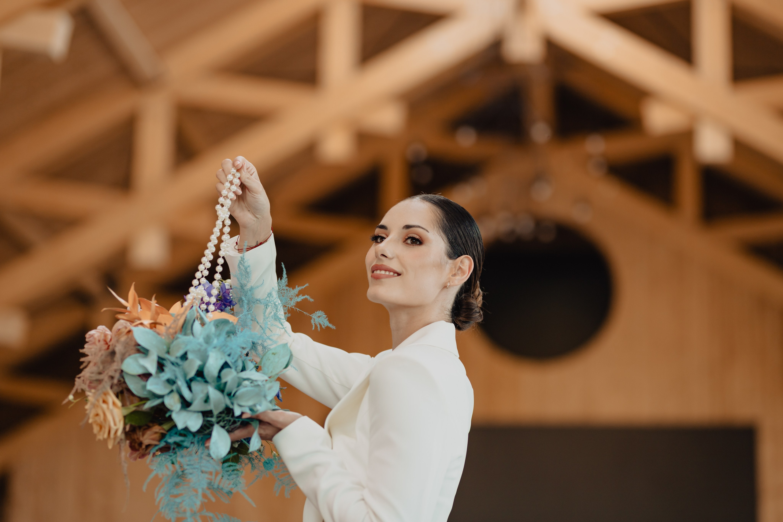 Styled shot at The Barn, Cluj. Fotograf de nunta — documenting your love story with a touch of editorial — wedding photographer