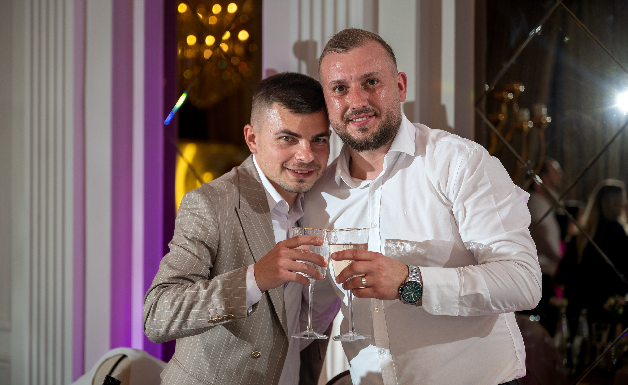 BOTEZ DARIUS. Fotograf de evenimente si portret!