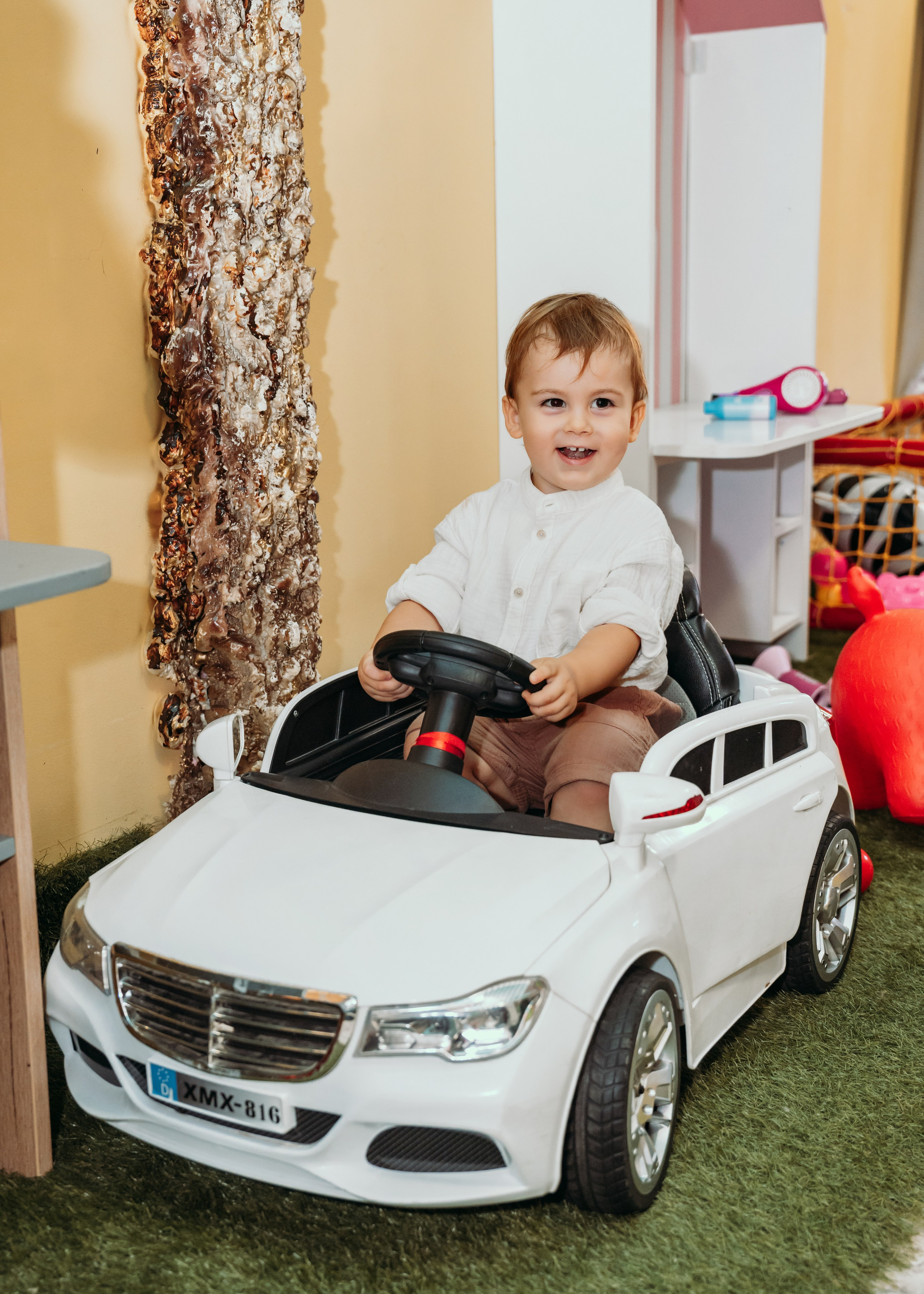 FOTOGRAFISANJE ROĐENDANA. DEČIJI FOTOGRAF BEOGRAD|NOVOGODISNJE FOTOGRAFISANJE|CAKE SMASH